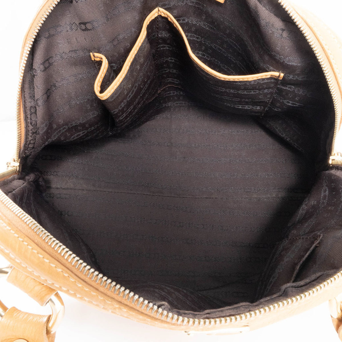 Celine Beige Leather Shoulder Bag (Pre-Owned)