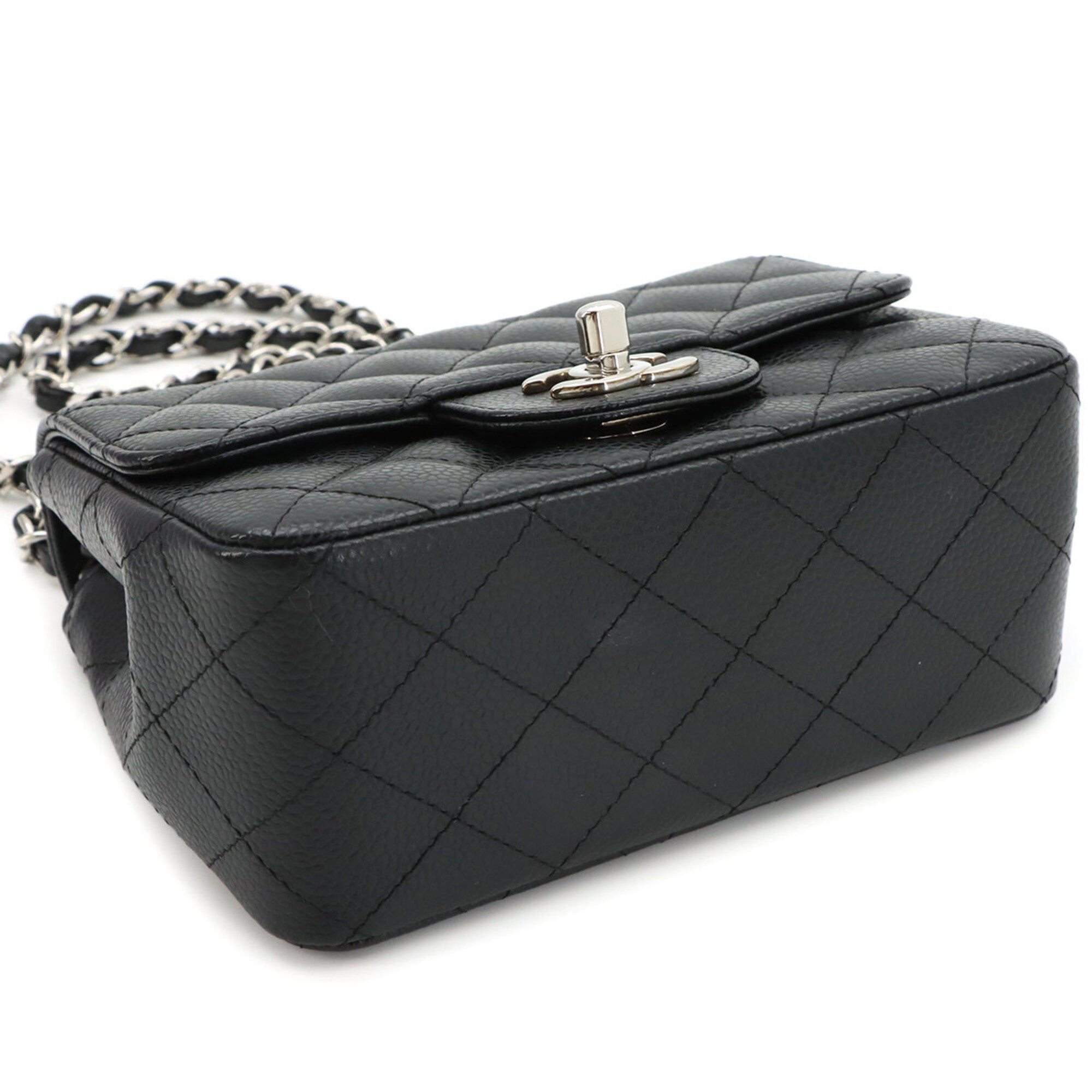 Chanel Black Grained Calfskin Handbag Shoulder Bag (Pre-Owned)