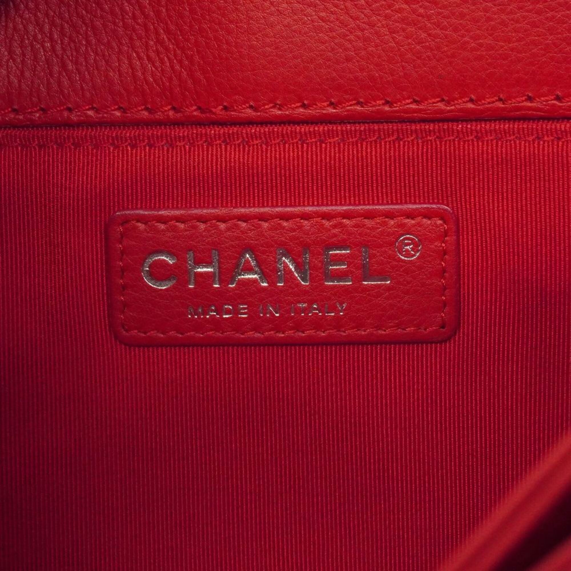 Chanel Red Color Leather Shoulder Bag (Pre-Owned)