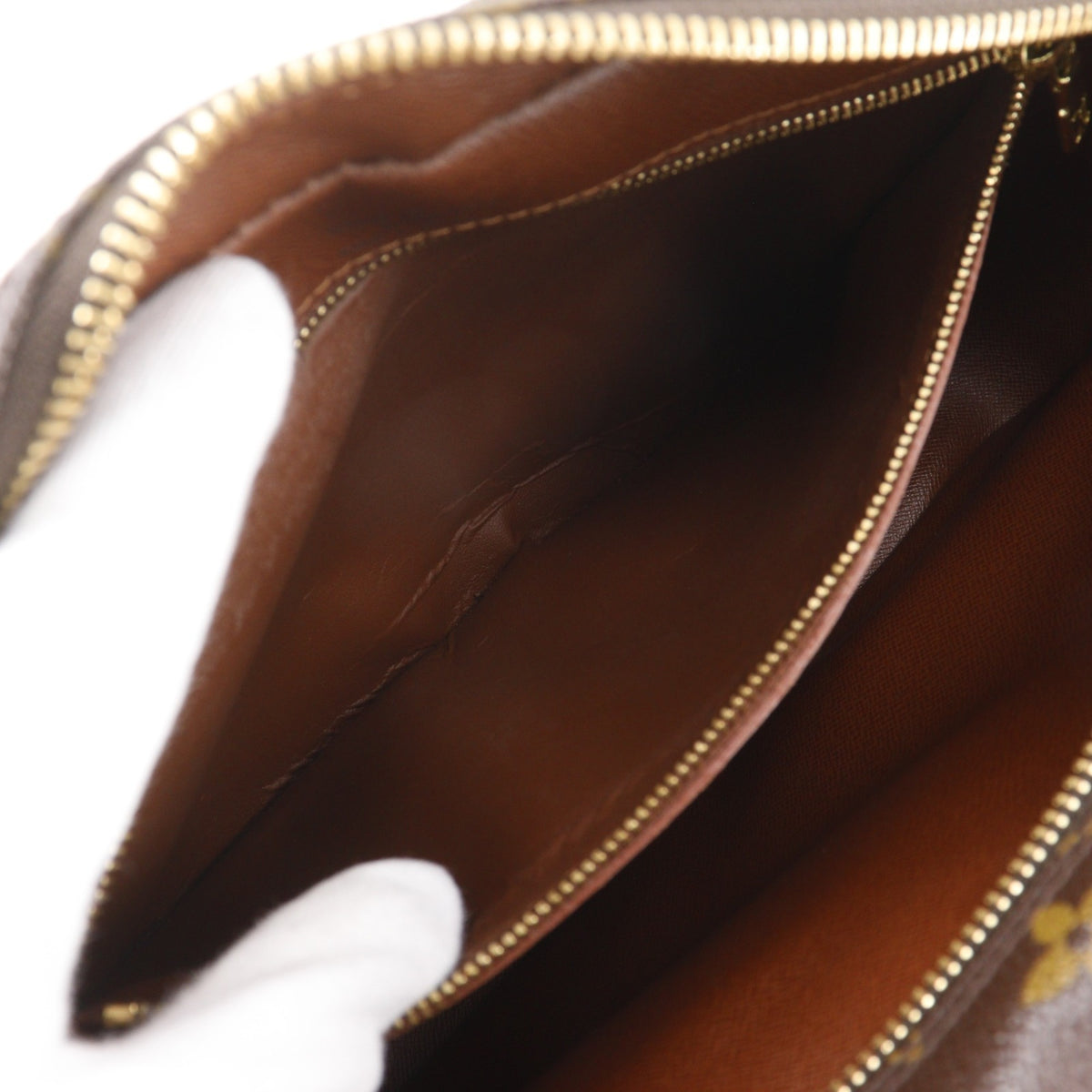 Louis Vuitton Brown Monogram Monogram Shoulder Bag (Pre-Owned)