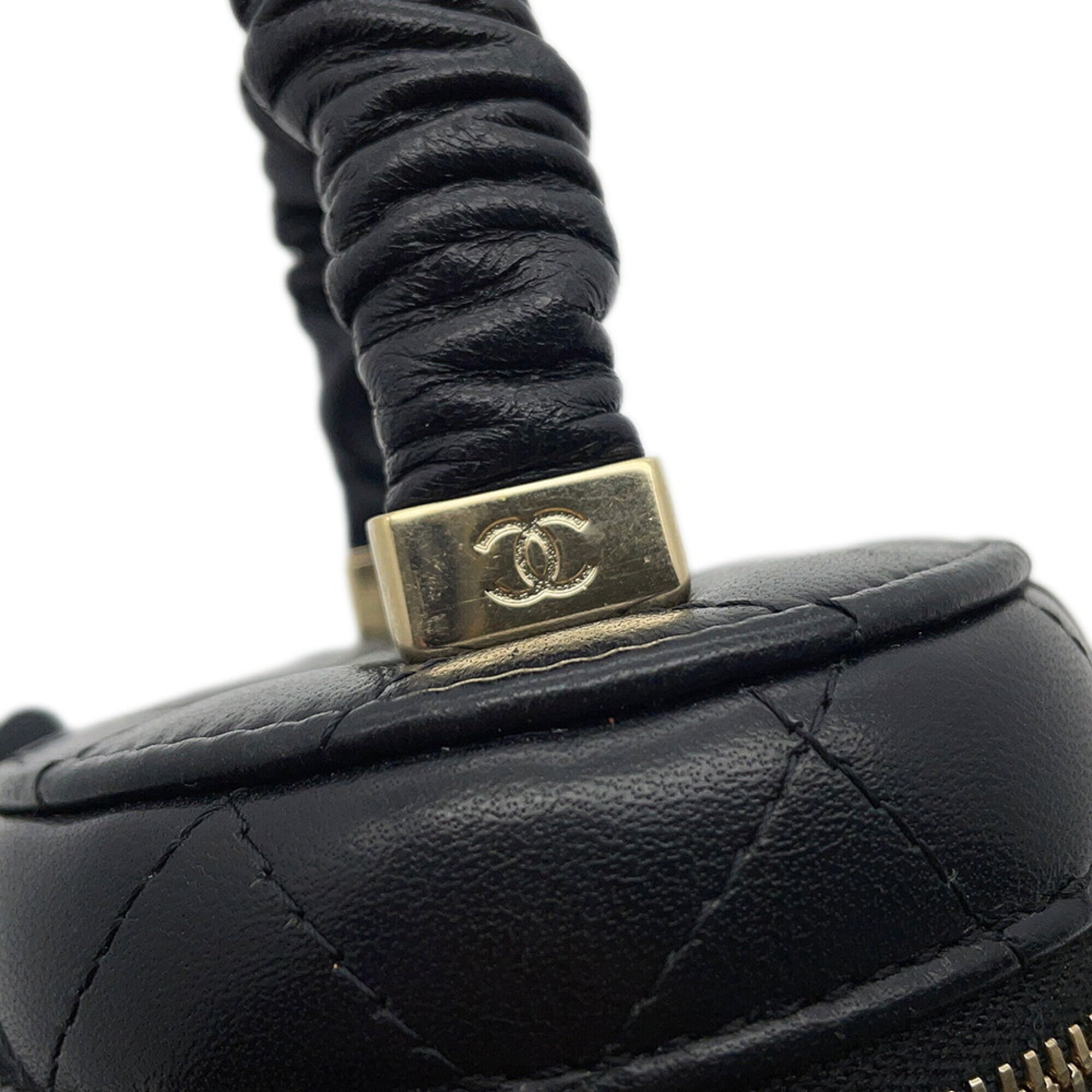 Chanel Matelasse Black Leather Handbag Vanity Bag (Pre-Owned)