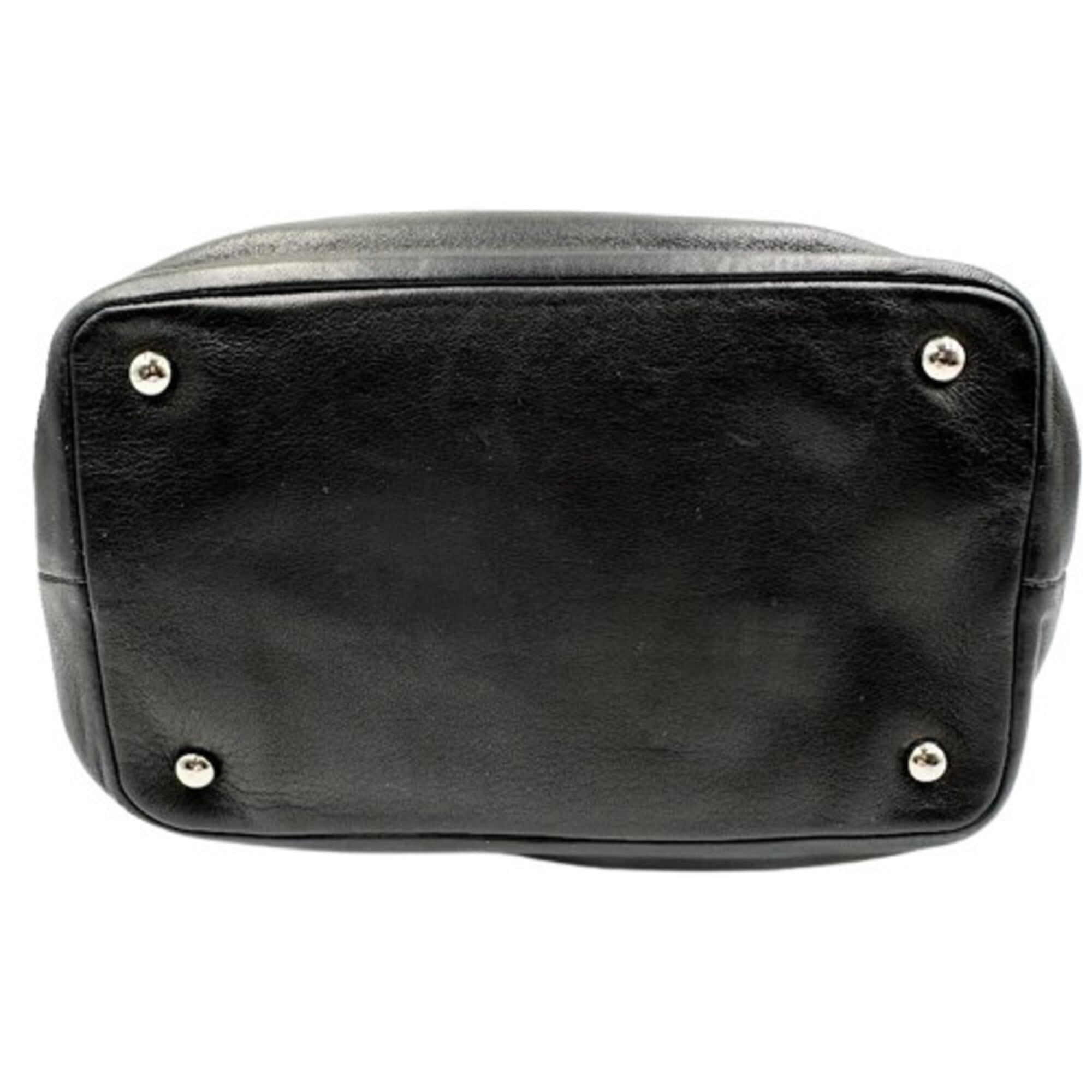 Chanel Wild Stitch Black Leather Shoulder Bag (Pre-Owned)