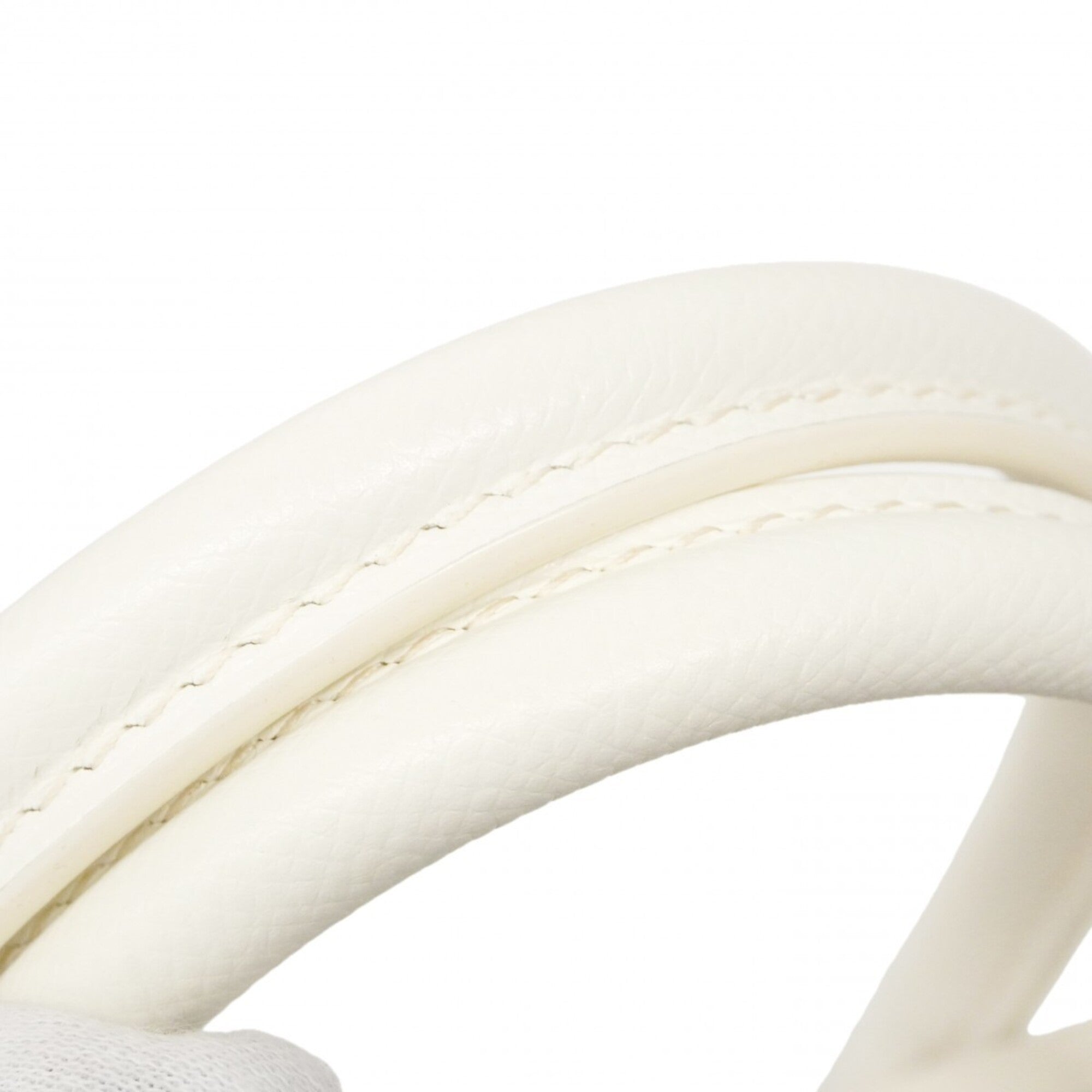 Hermes White Leather Handbag (Pre-Owned)