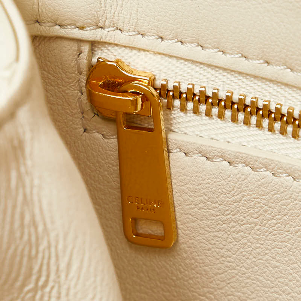 Celine White Leather Shoulder Bag (Pre-Owned)