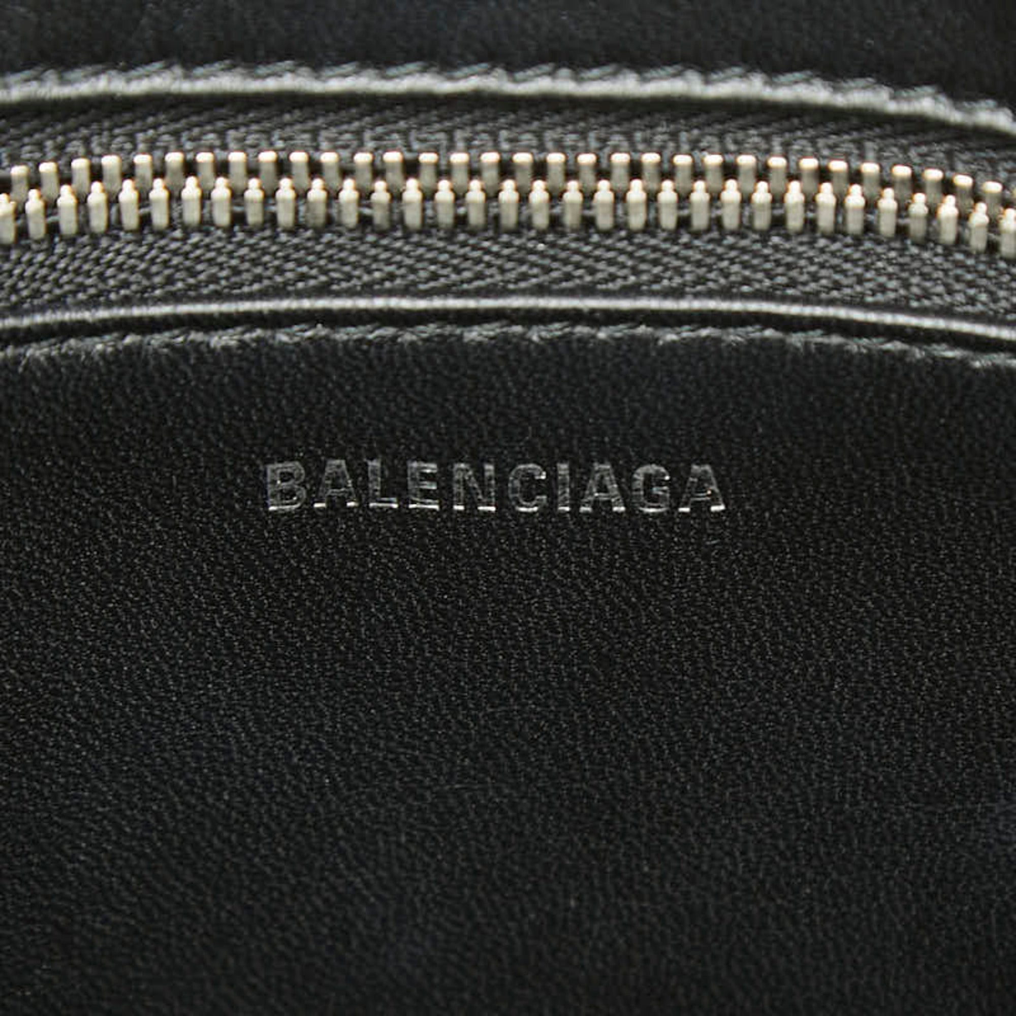 Balenciaga Silver Leather Handbag Shoulder Bag (Pre-Owned)