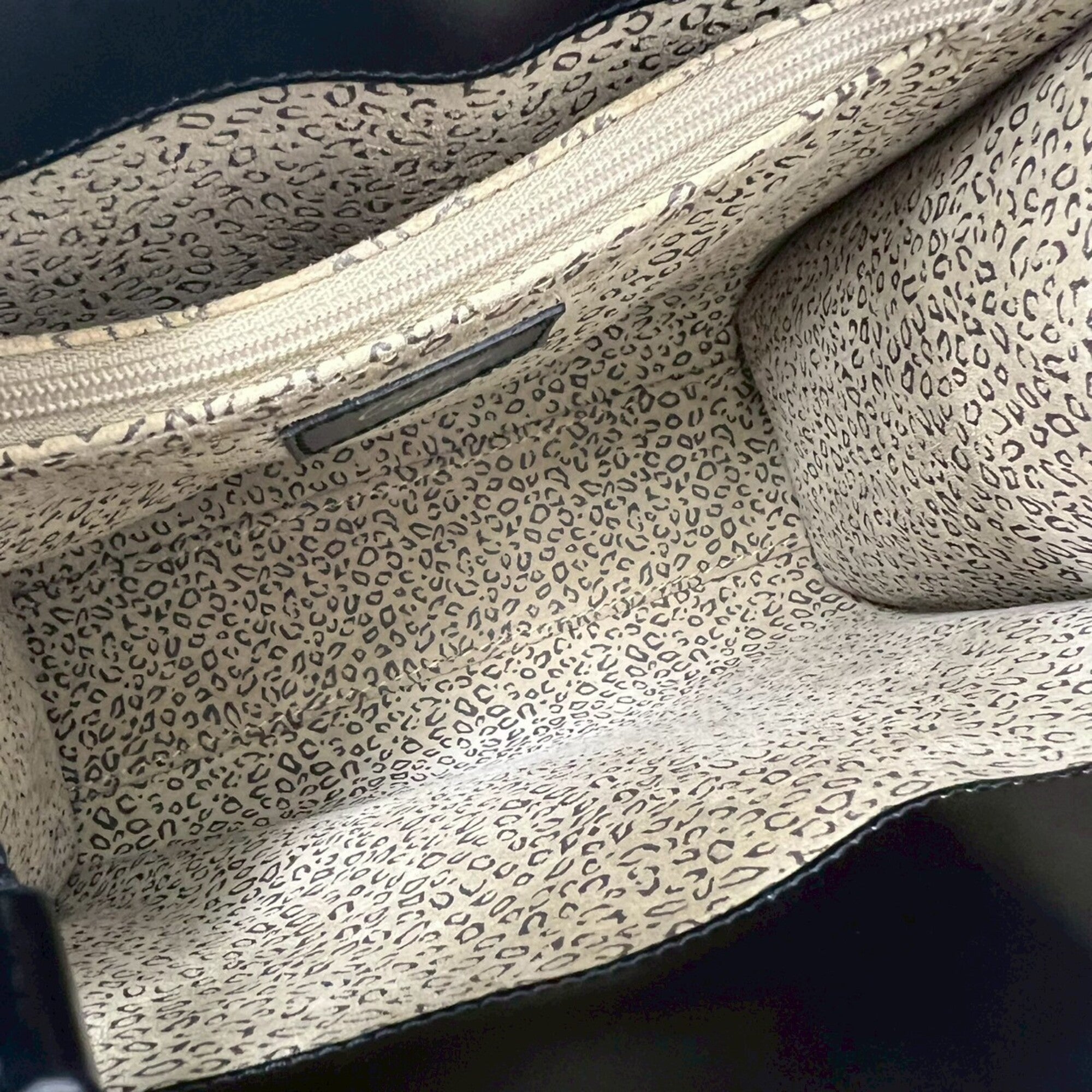 Cartier Black Leather Shoulder Bag Tote Bag (Pre-Owned)