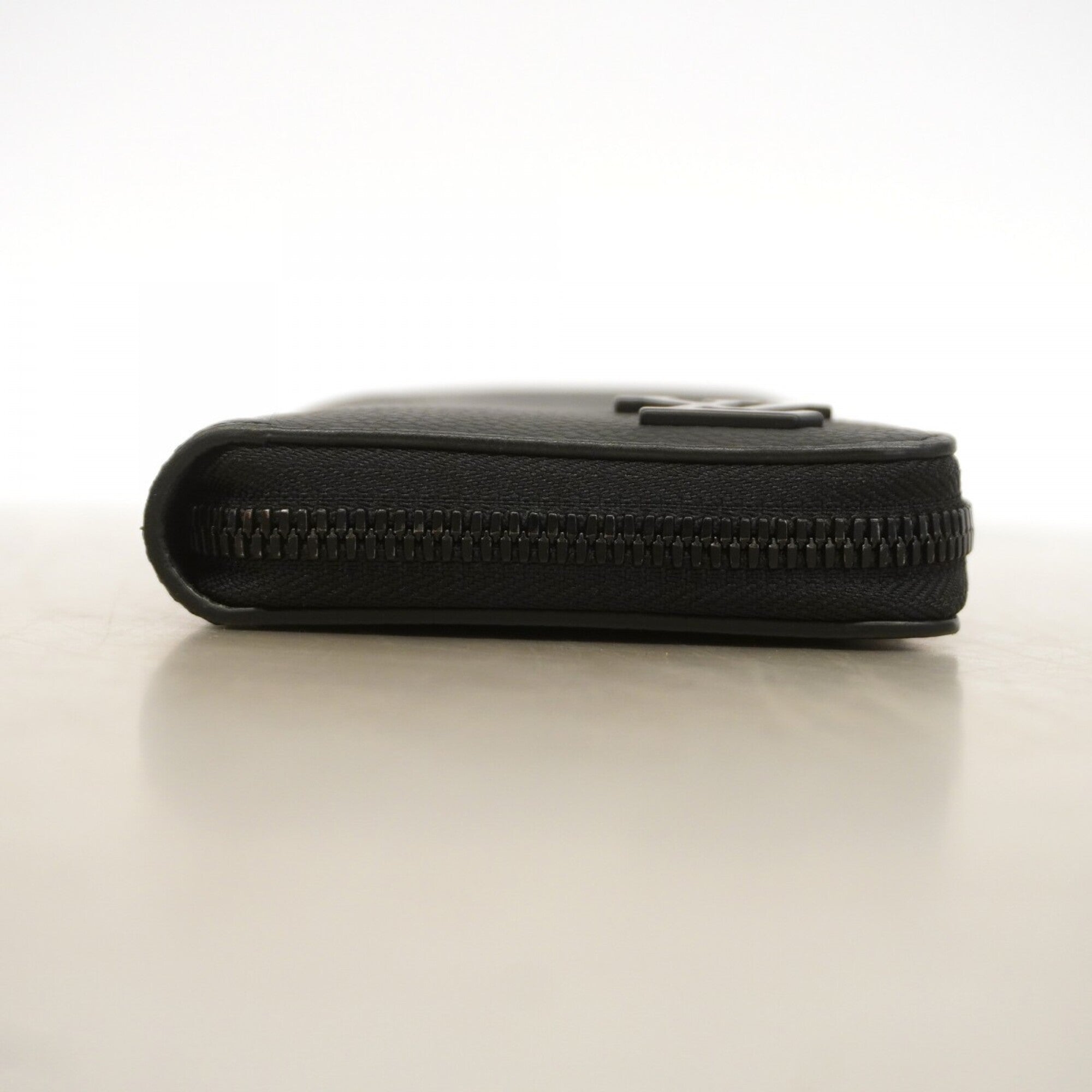 Louis Vuitton Noir Long Wallet (Bi-Fold) (Pre-Owned)