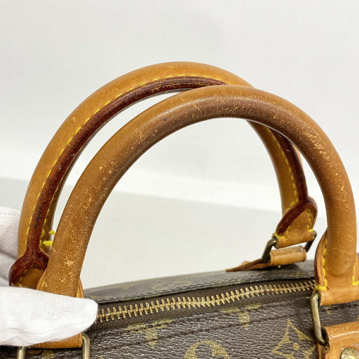 Louis Vuitton Brown Handbag (Pre-Owned)