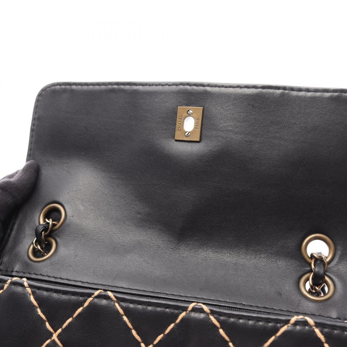 Chanel Wild Stitch Black Leather Handbag Shoulder Bag (Pre-Owned)