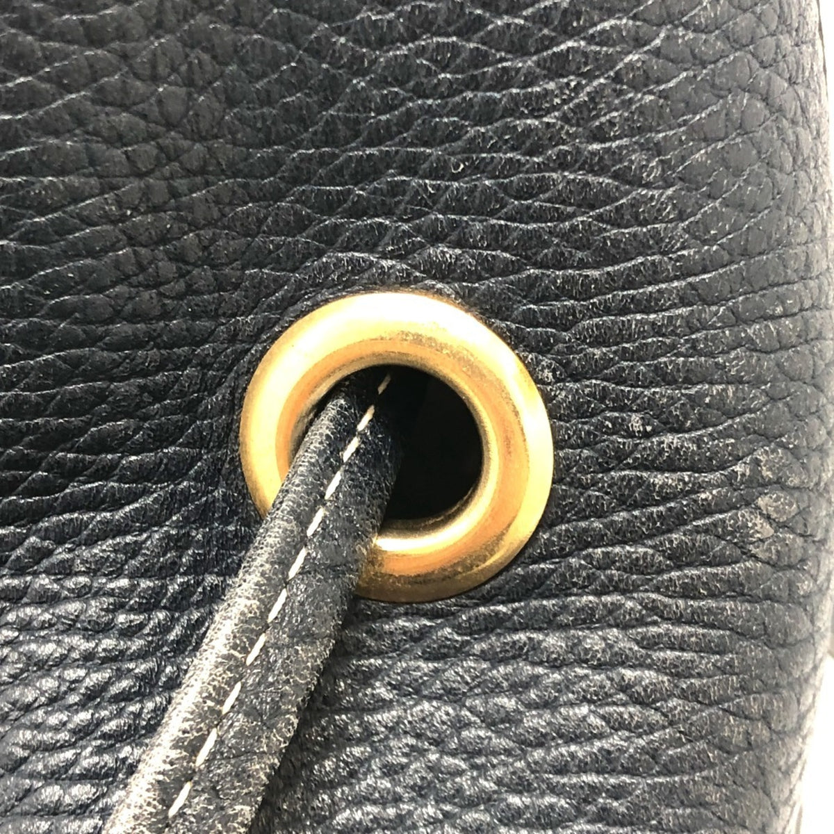 Hermes Navy Leather Shoulder Bag (Pre-Owned)