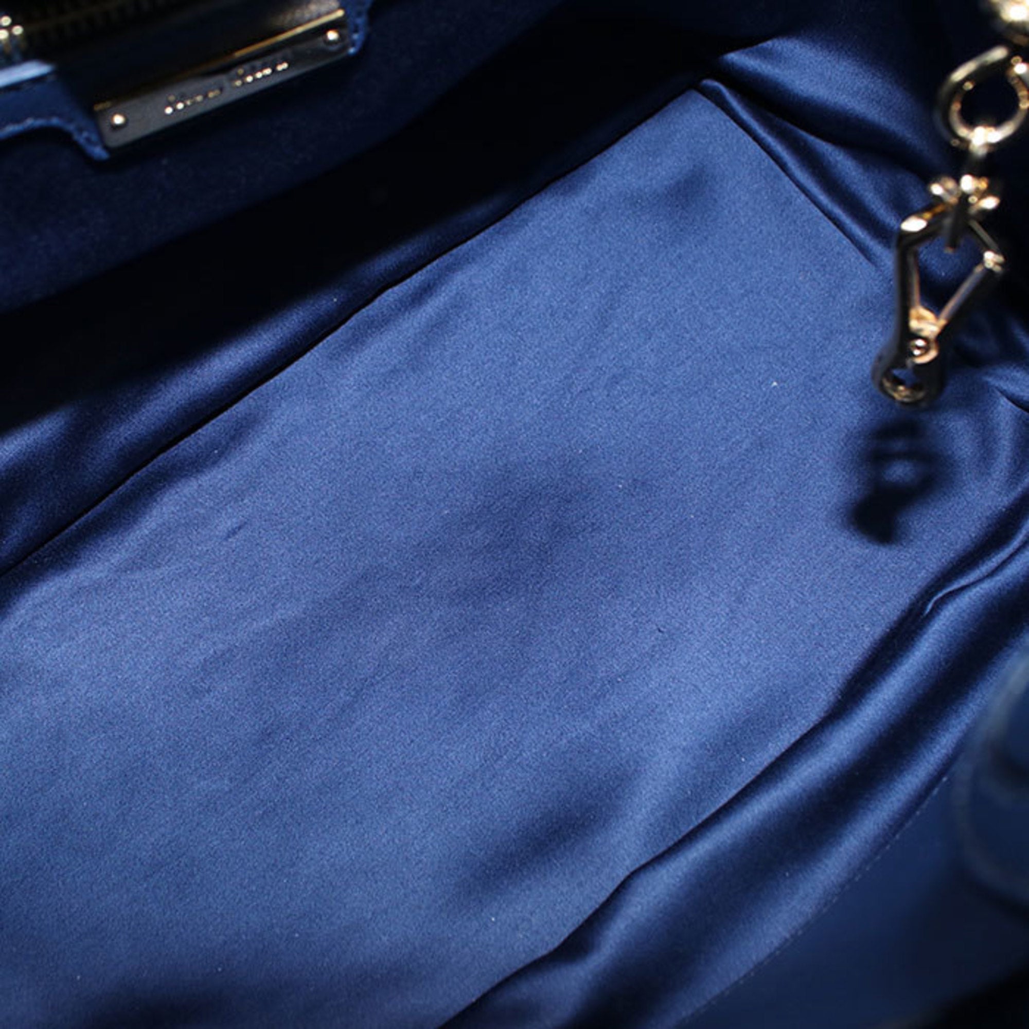 Miu Miu Matelasse Navy Leather Tote Bag (Pre-Owned)