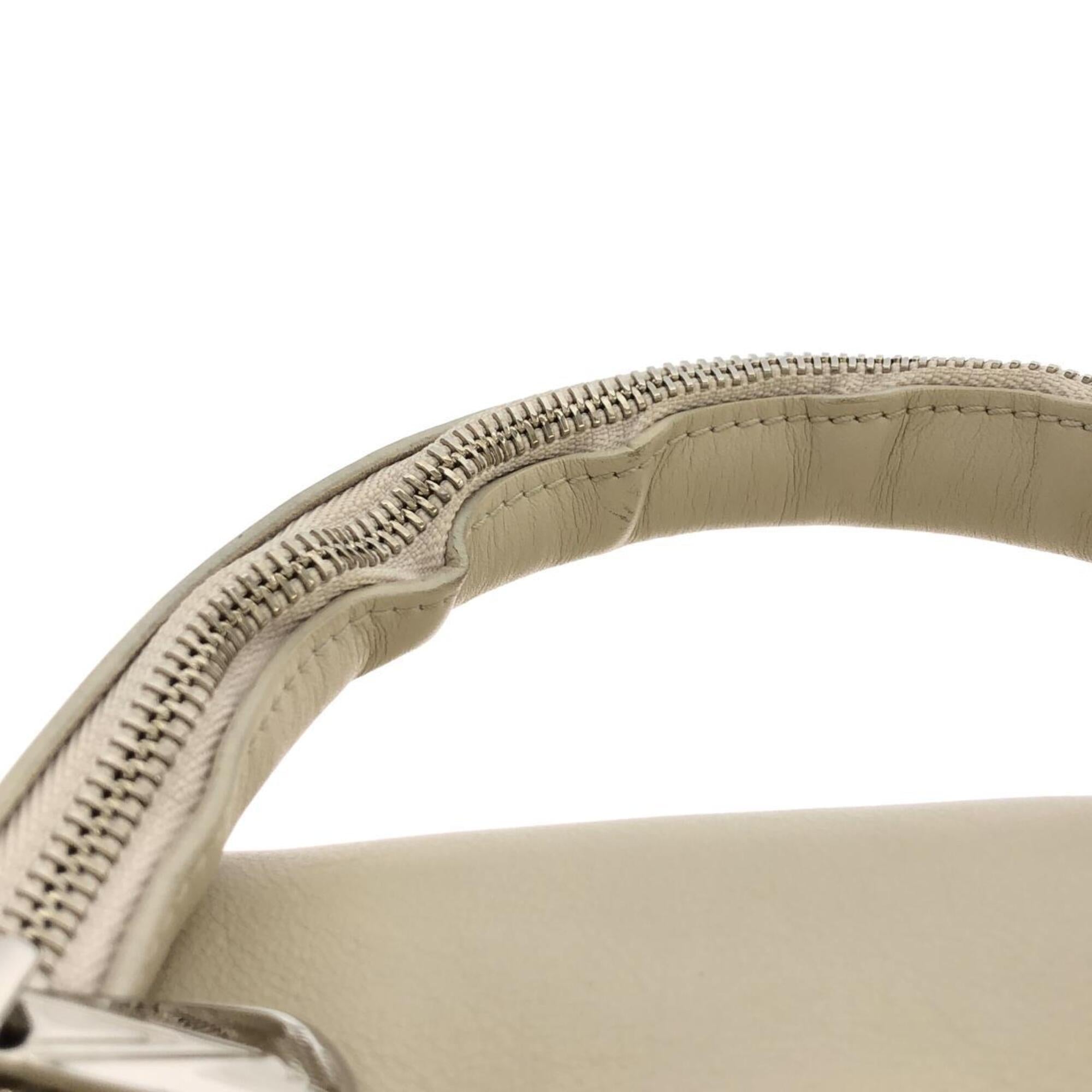 Louis Vuitton Ivory Leather Handbag (Pre-Owned)