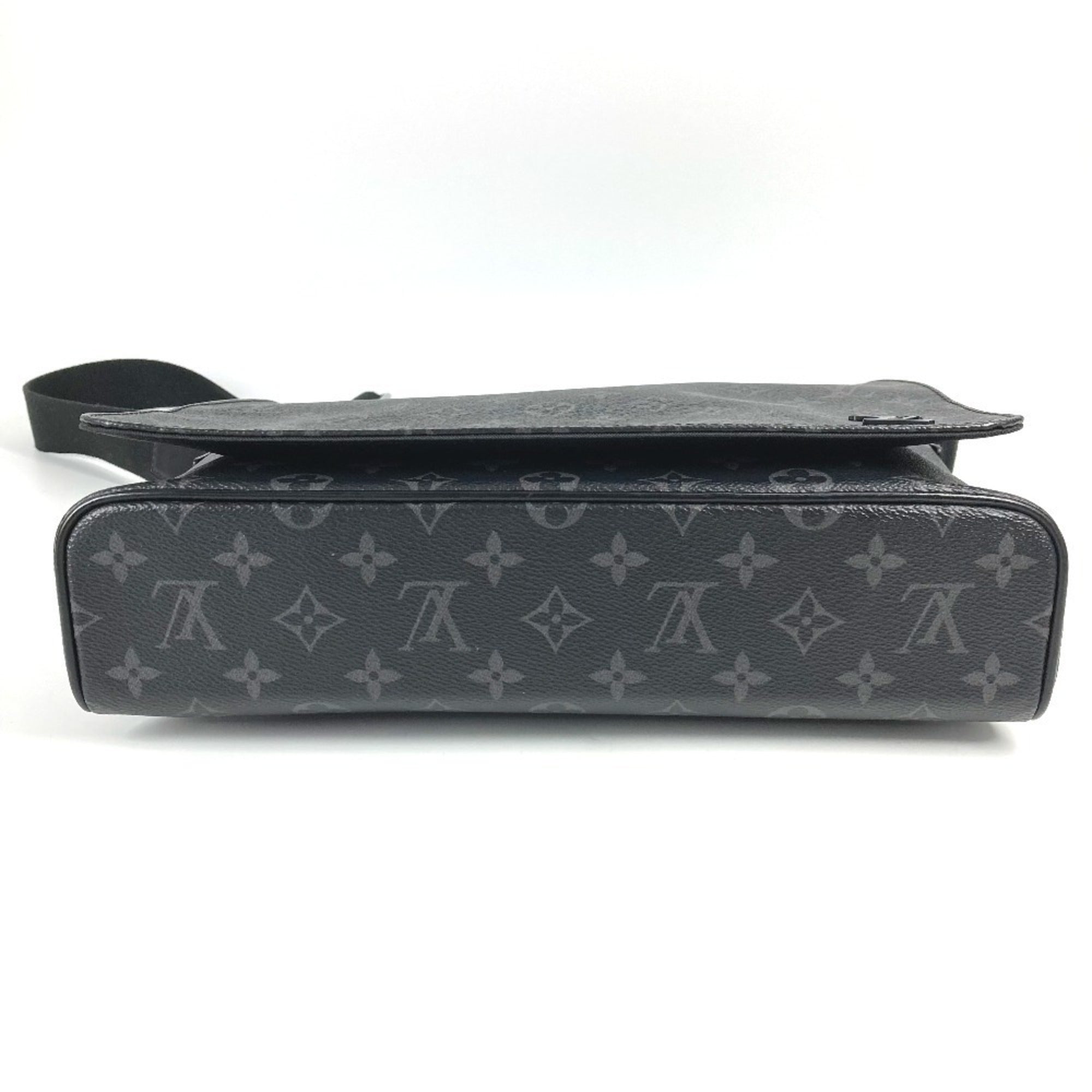 Louis Vuitton Black Monogram Eclipse Monogram Eclipse Shoulder Bag (Pre-Owned)