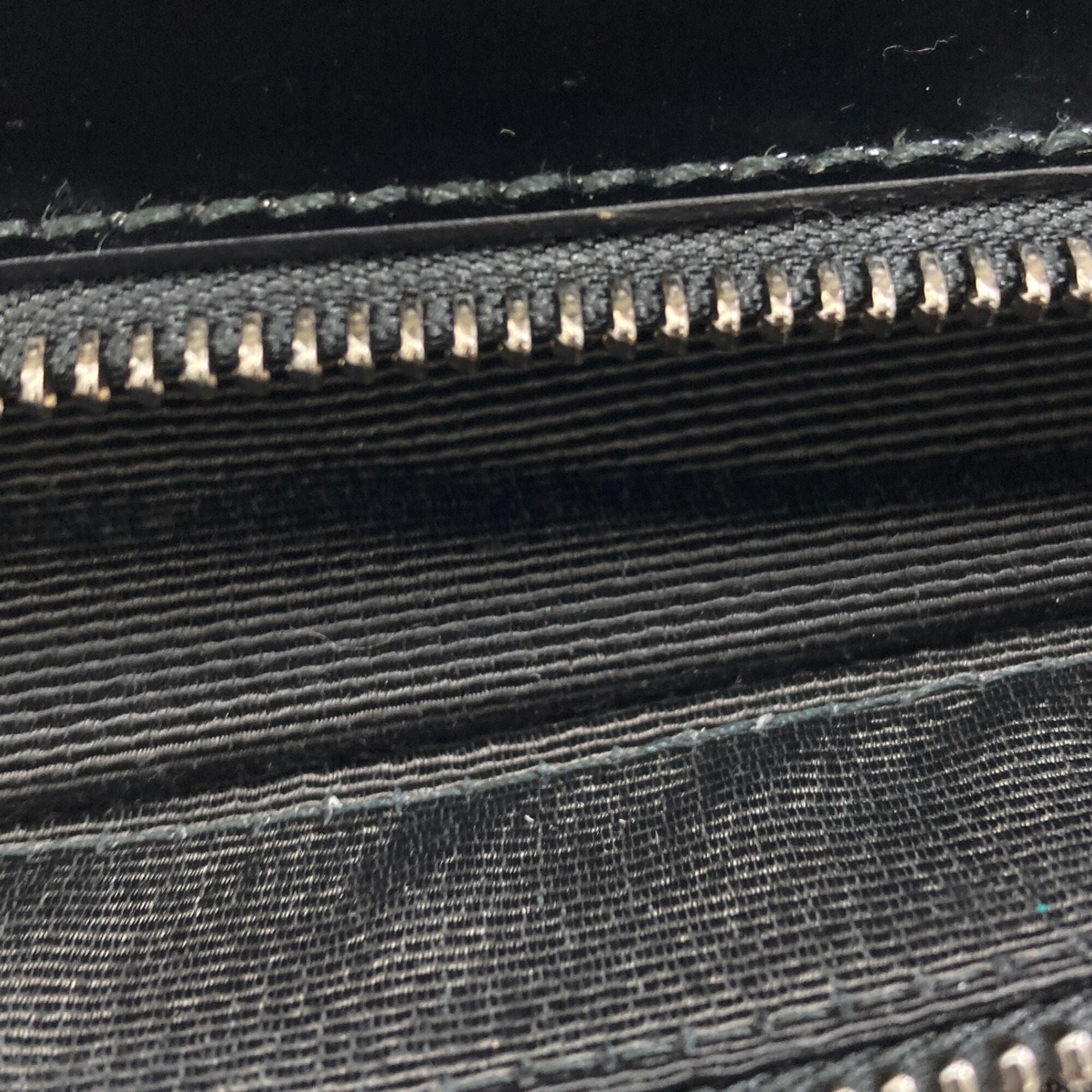 Salvatore Ferragamo Black Nylon Handbag (Pre-Owned)