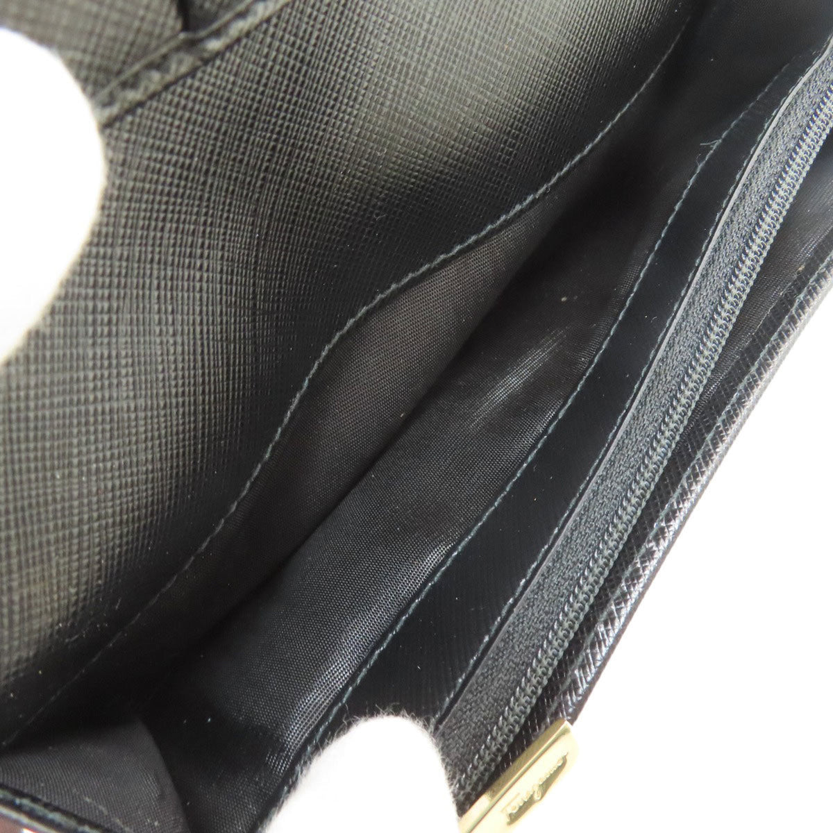 Salvatore Ferragamo Black Leather Long Wallet (Bi-Fold) (Pre-Owned)
