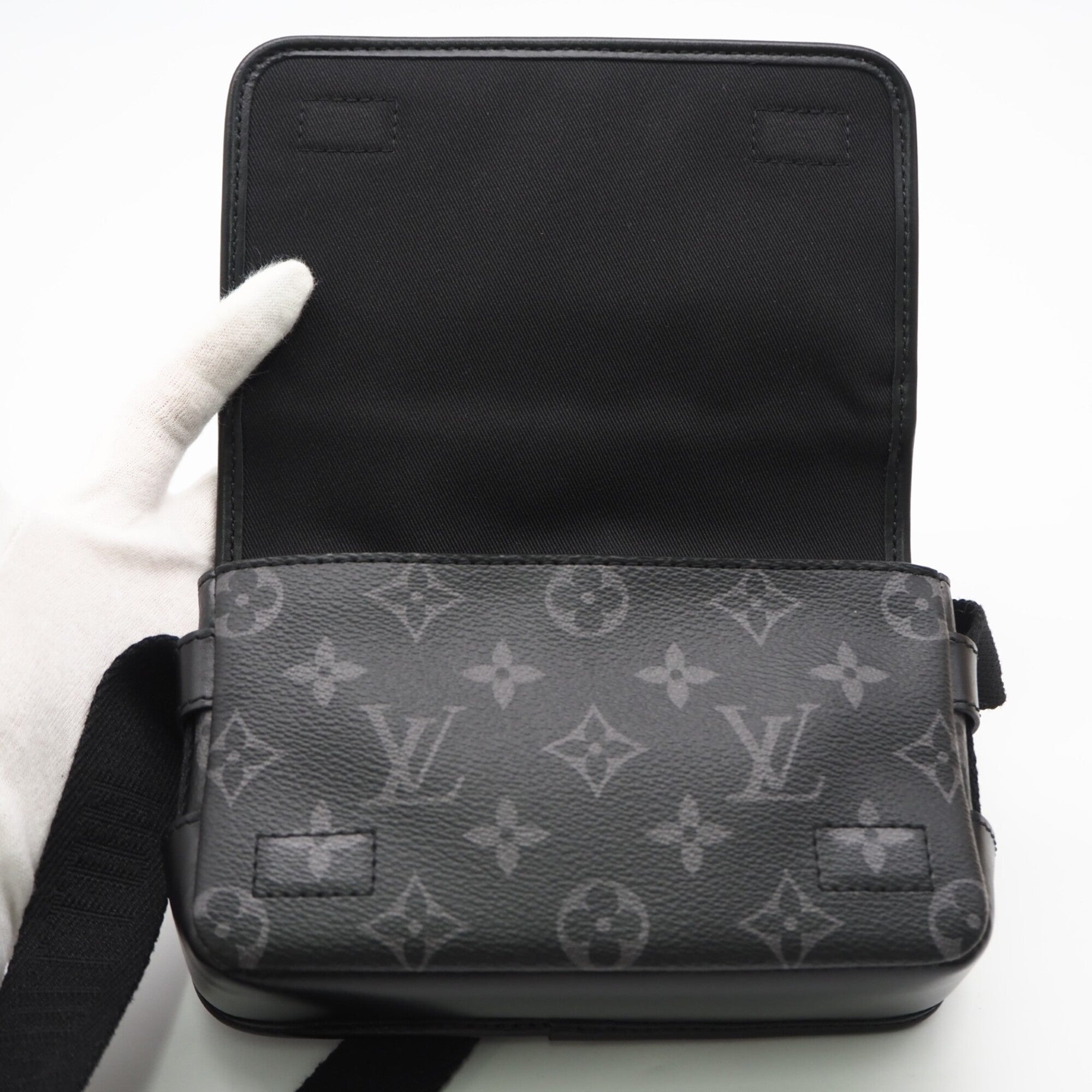 Louis Vuitton Monogram Eclipse Black Gray Coated Canvas Leather Shoulder Bag (Pre-Owned)