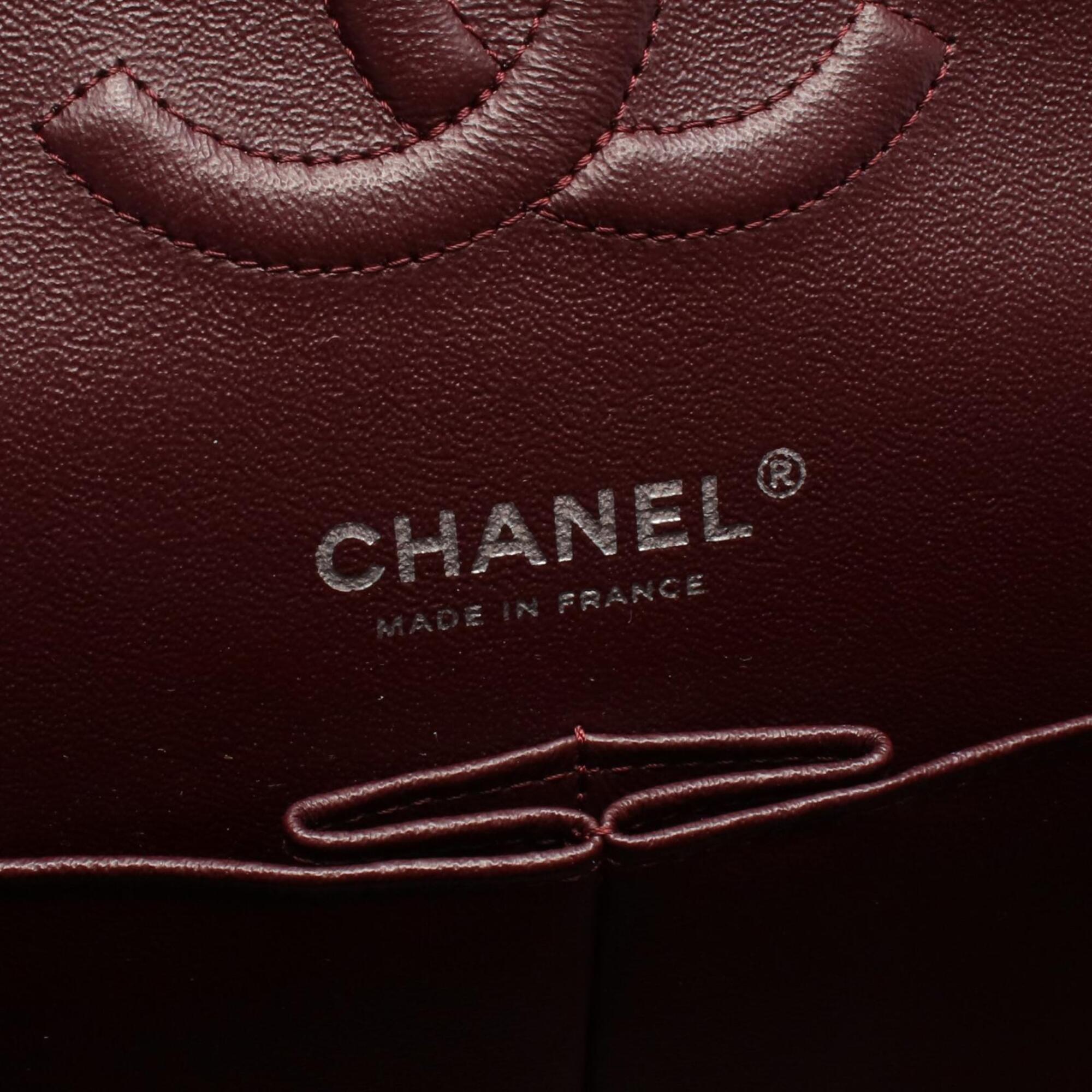 Chanel Black Grained Calfskin Handbag Shoulder Bag (Pre-Owned)