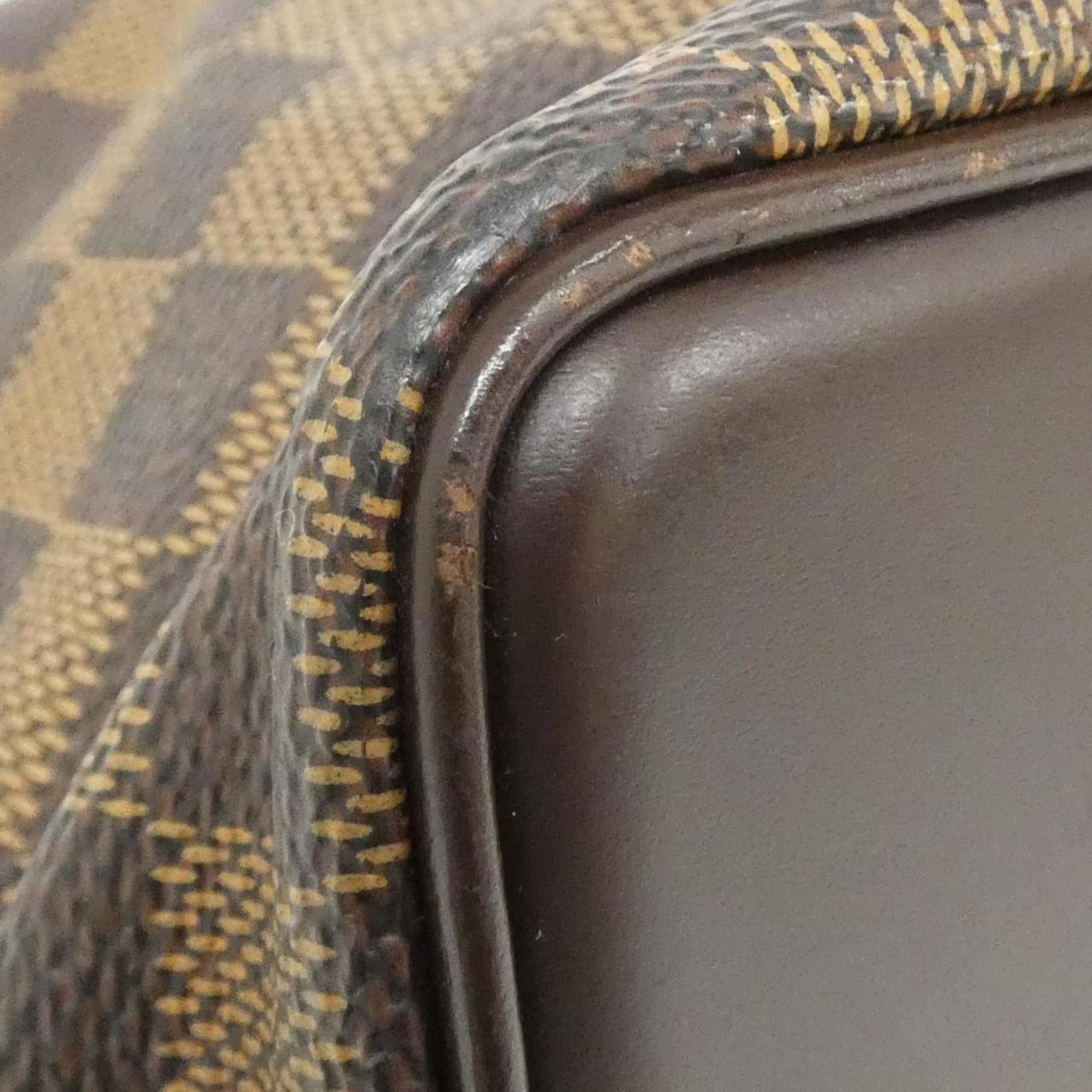 Louis Vuitton Brown Coated Canvas Shoulder Bag (Pre-Owned)