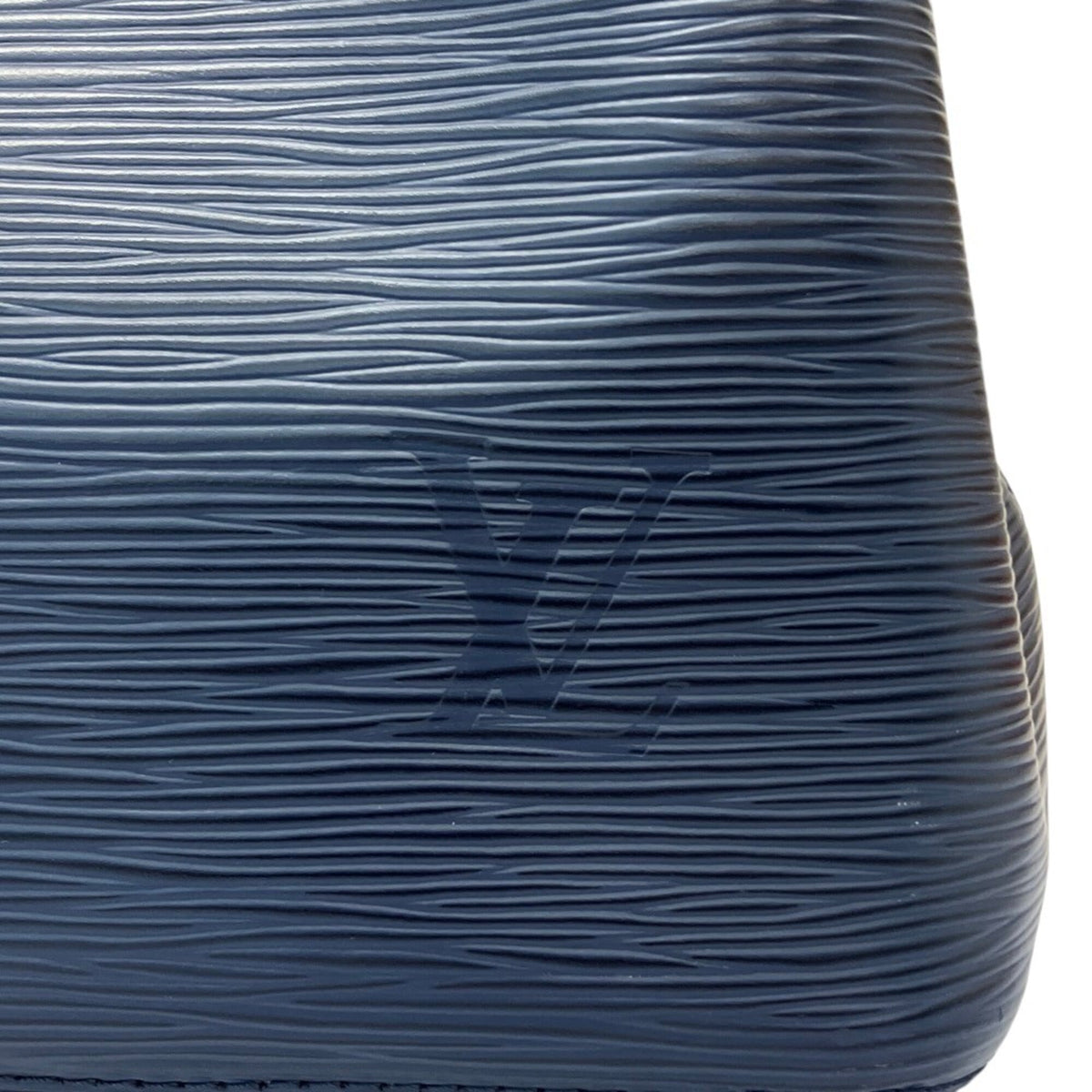 Louis Vuitton Blue Indigo Epi Leather Shoulder Bag (Pre-Owned)