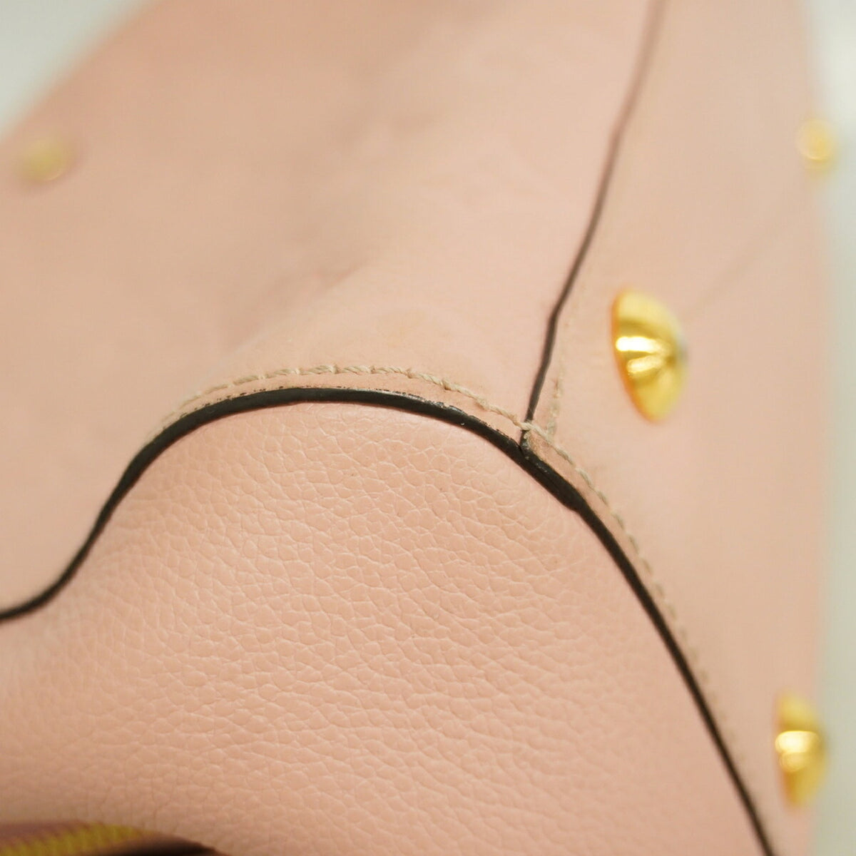 Louis Vuitton Rose Poudre Handbag (Pre-Owned)