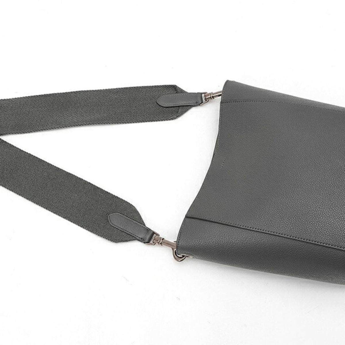 Celine Gray Leather Shoulder Bag (Pre-Owned)