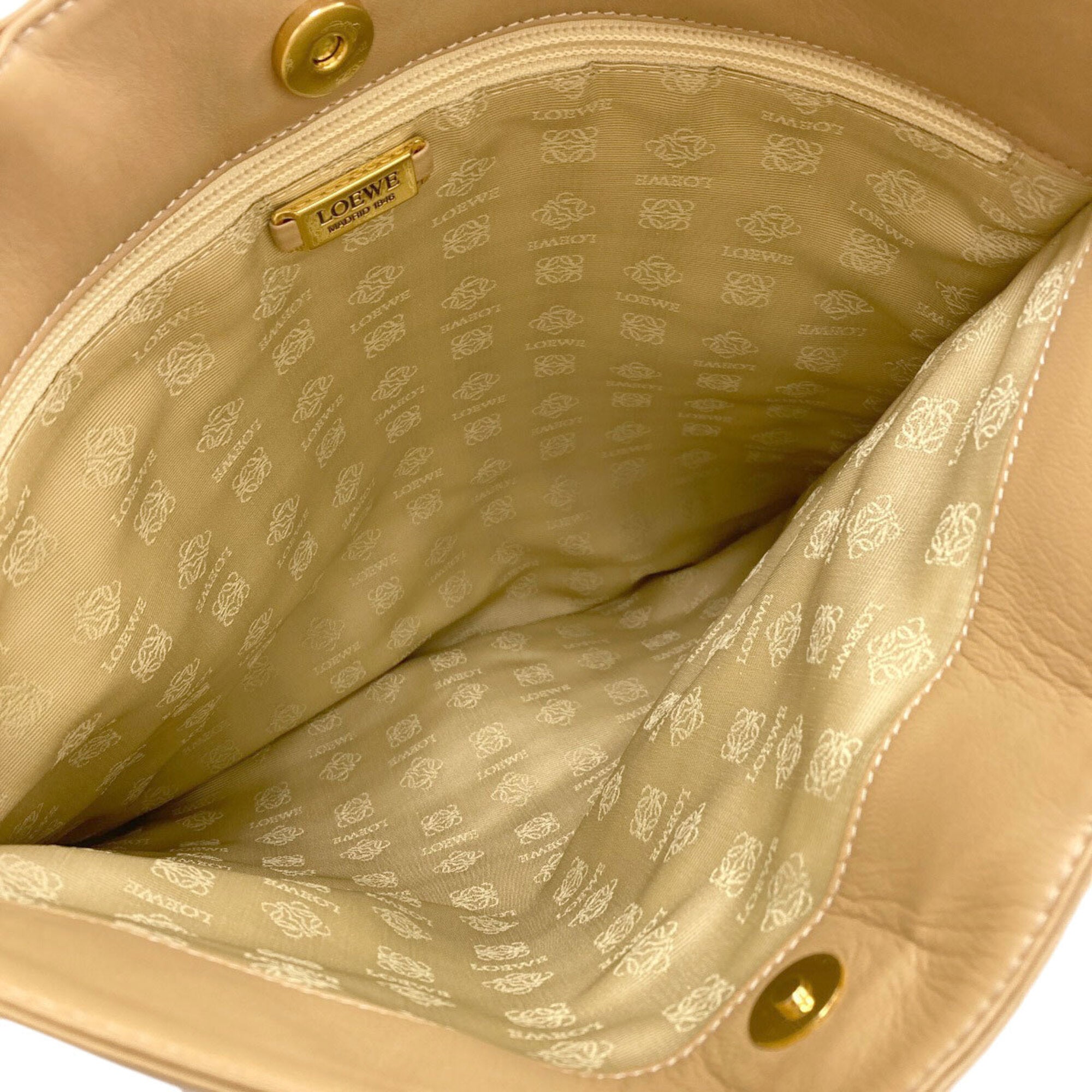 Loewe Brown Leather Handbag (Pre-Owned)