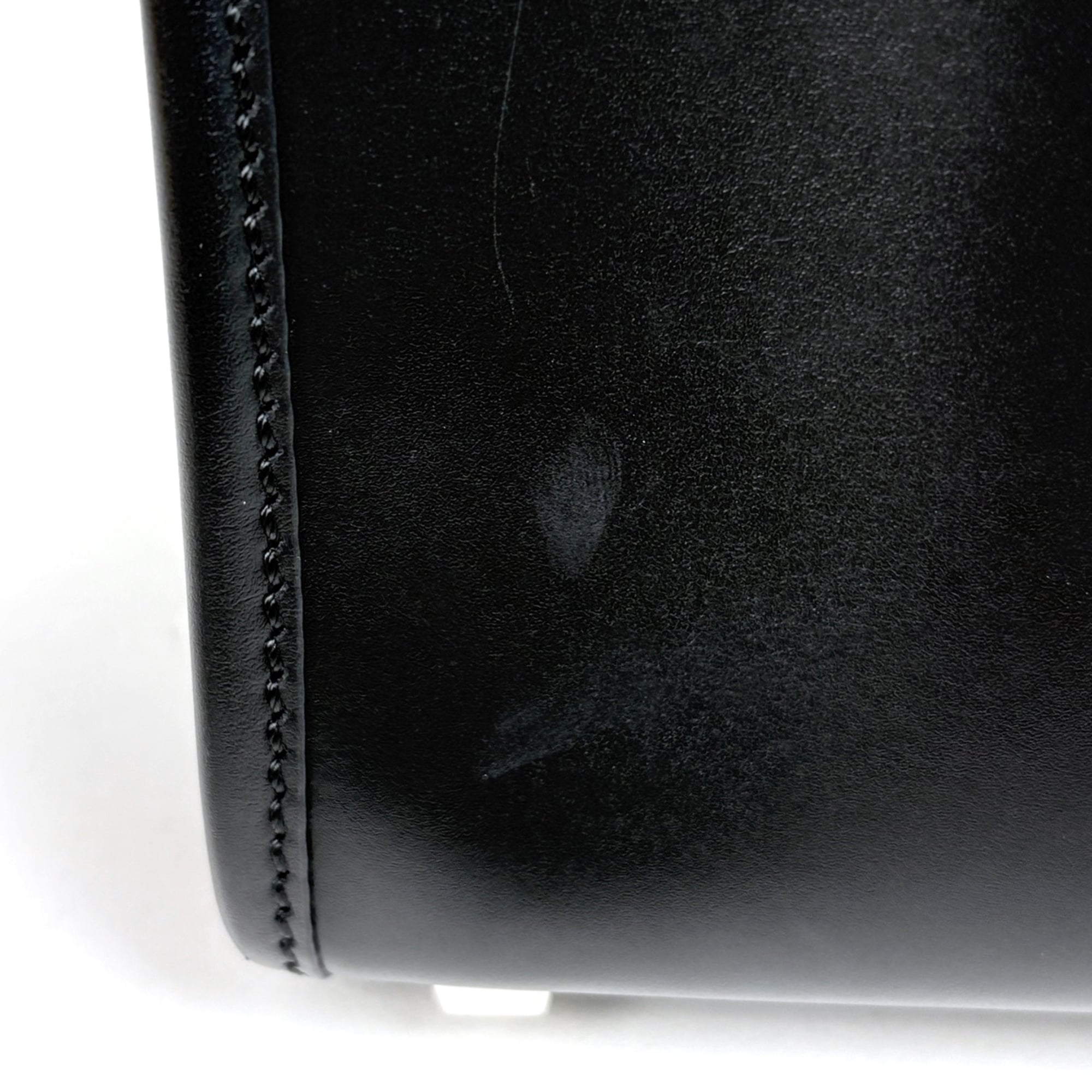 Fendi Black Leather Handbag (Pre-Owned)