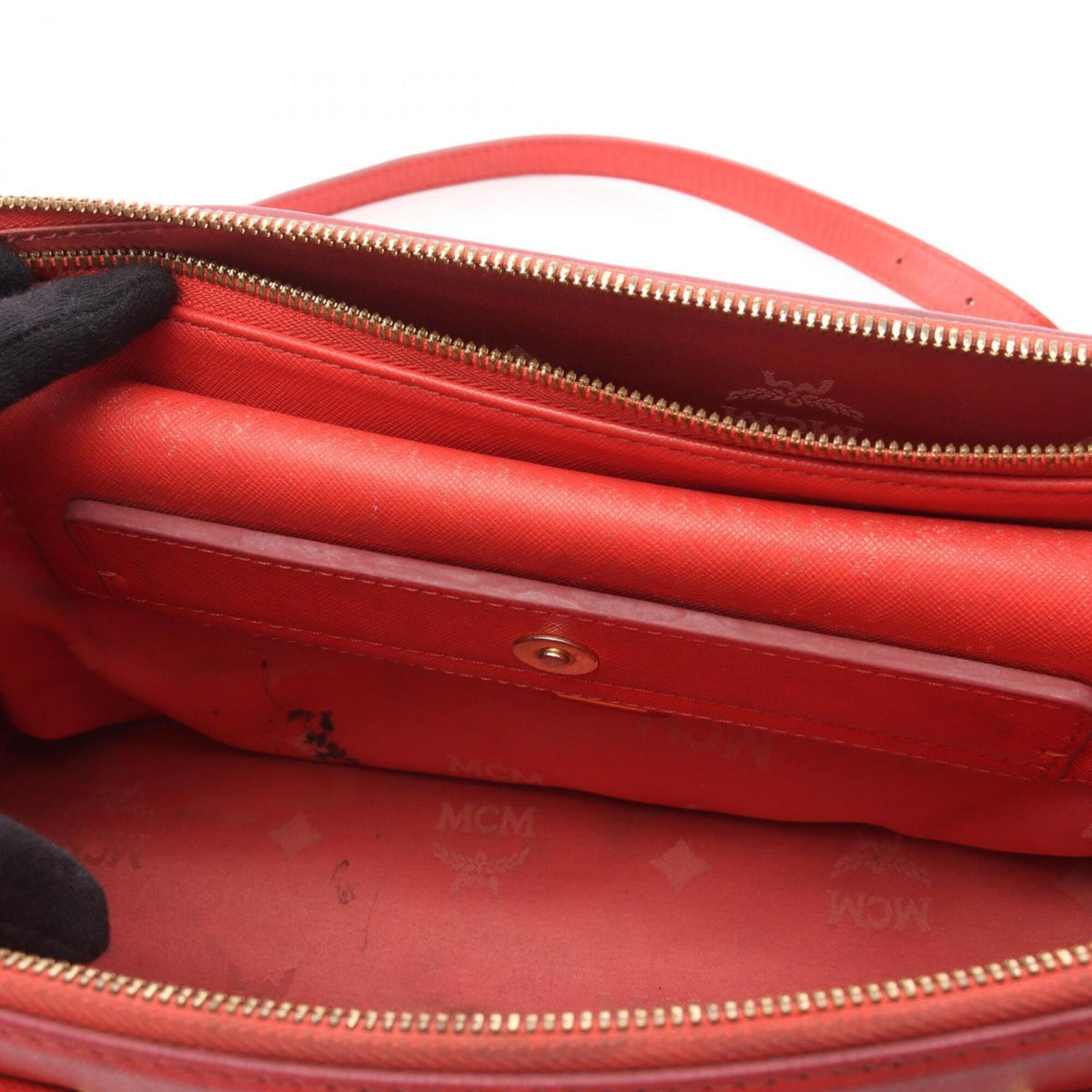 Mcm Red Color Leather Handbag Tote Bag (Pre-Owned)