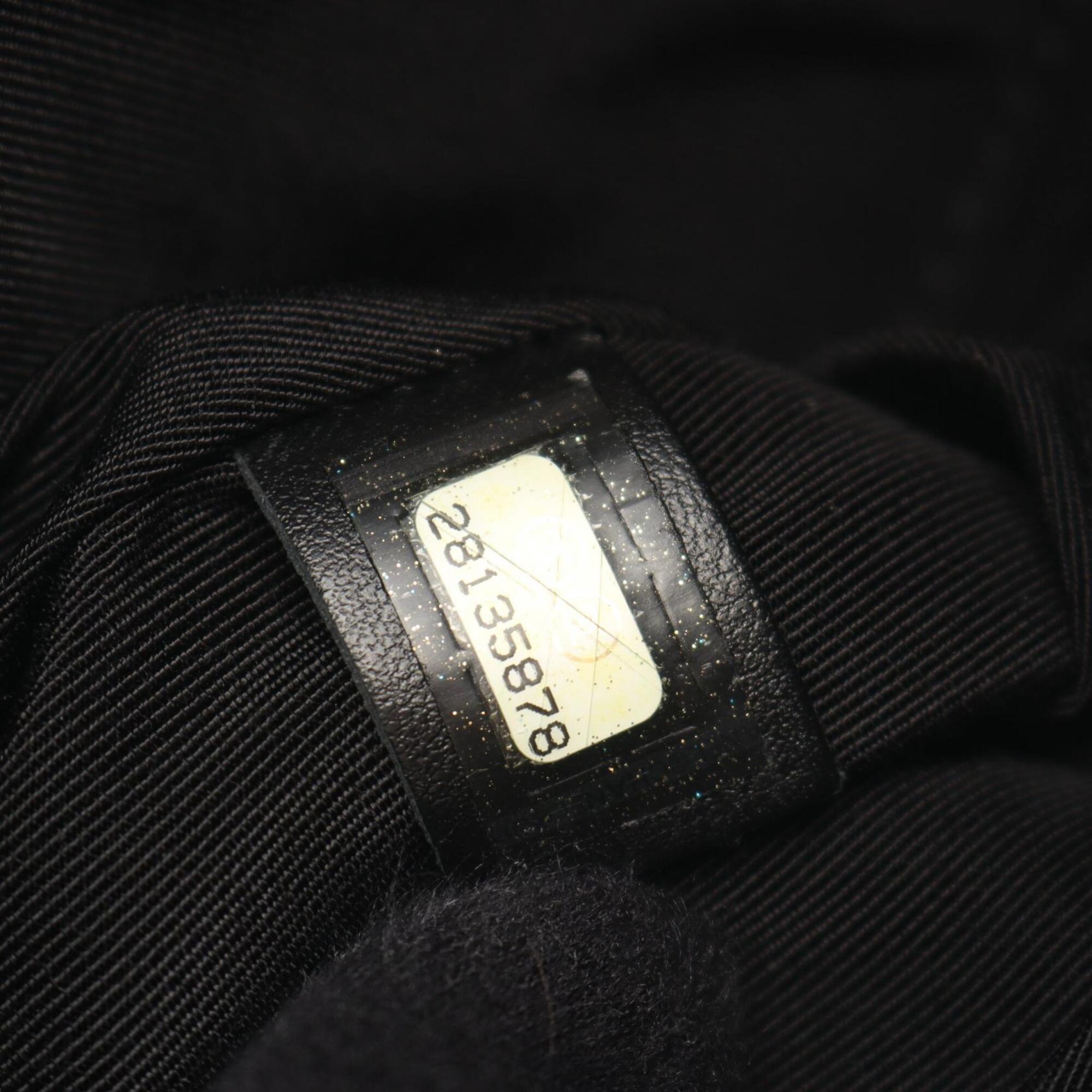 Chanel Black Leather Fanny Pack Handbag (Pre-Owned)
