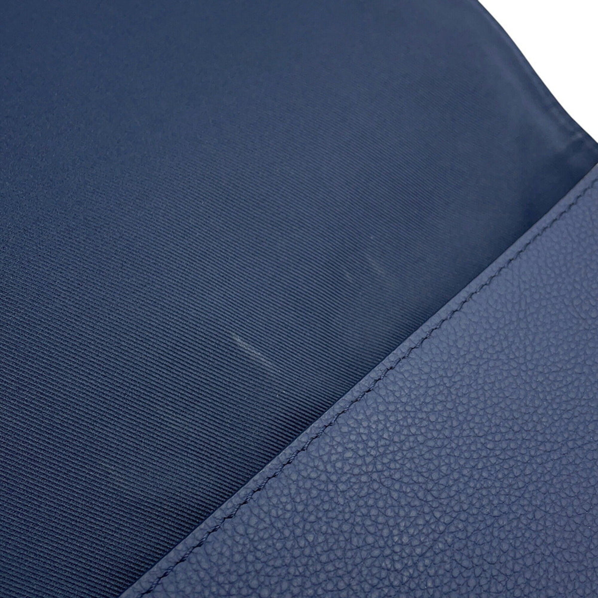 Louis Vuitton Navy Leather Handbag Shoulder Bag (Pre-Owned)