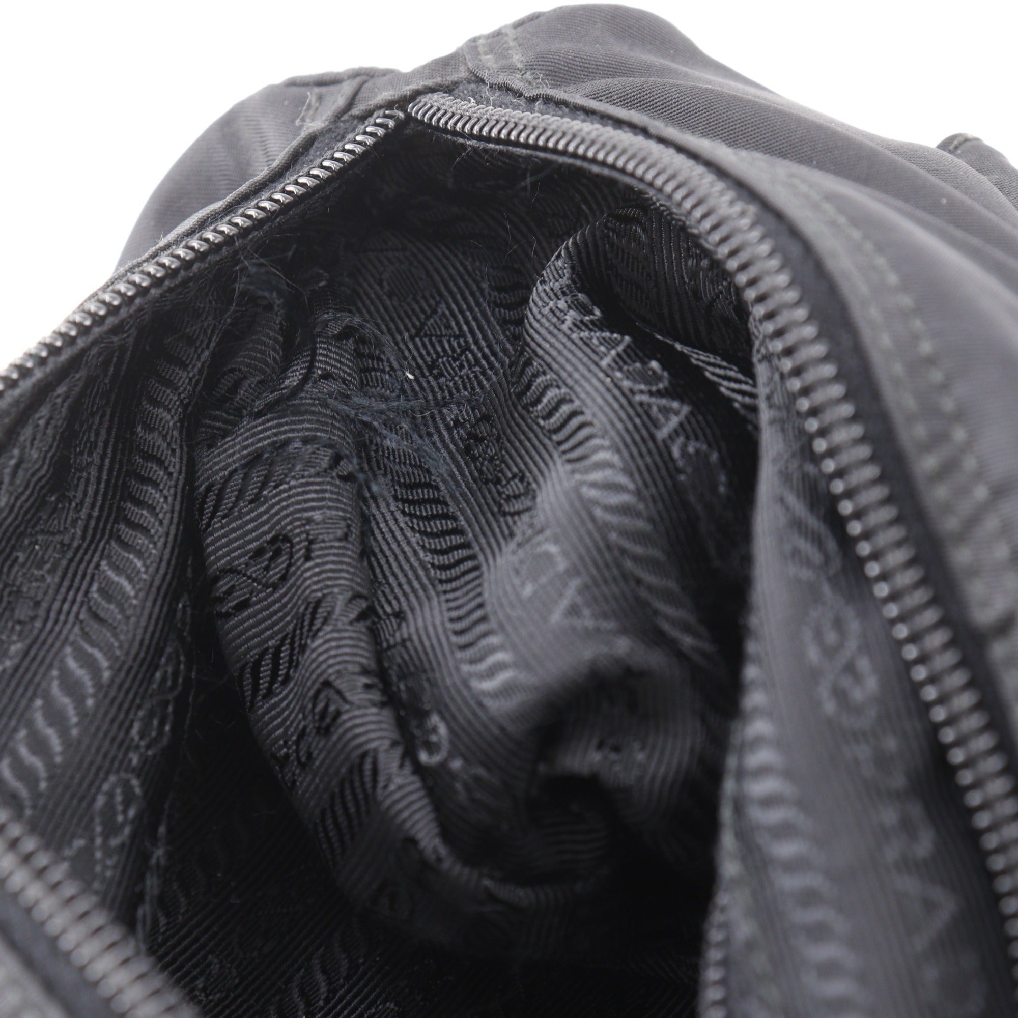 Prada Black Nylon Shoulder Bag (Pre-Owned)