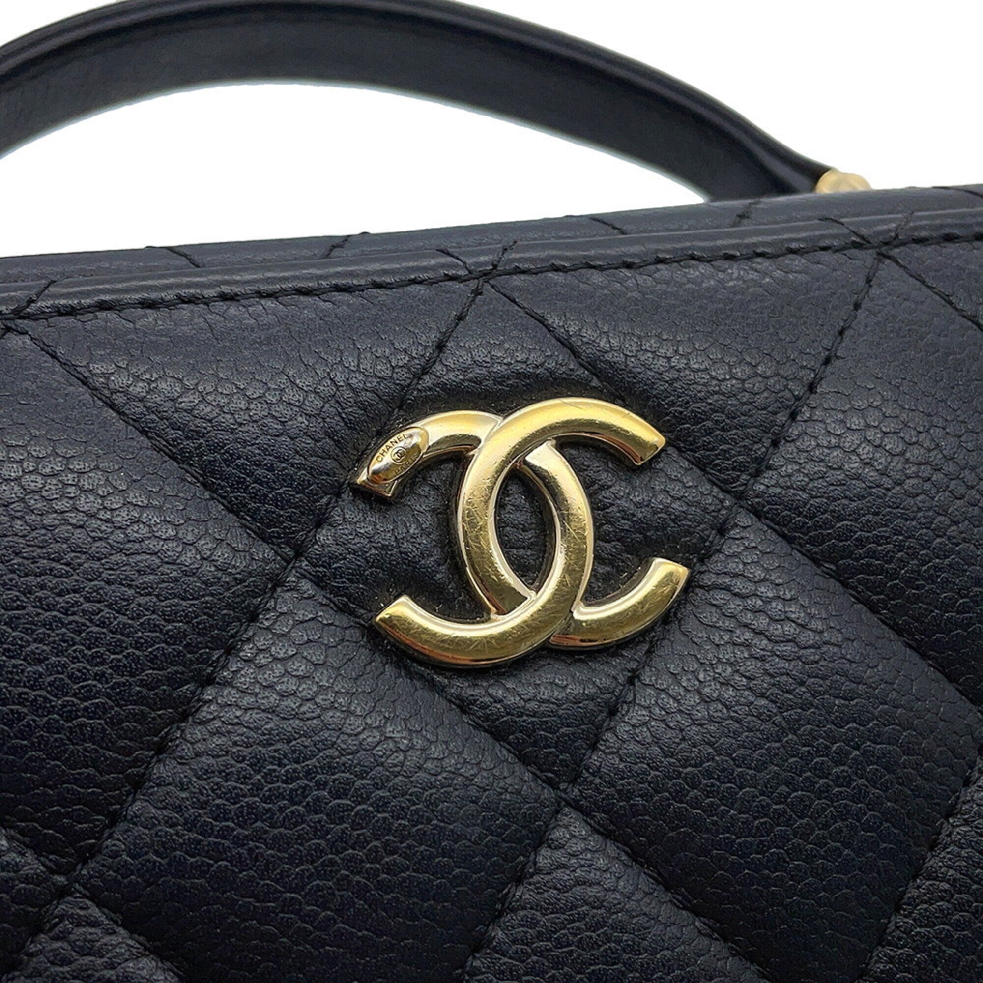 Chanel Matelasse Black Grained Calfskin Handbag Shoulder Bag (Pre-Owned)