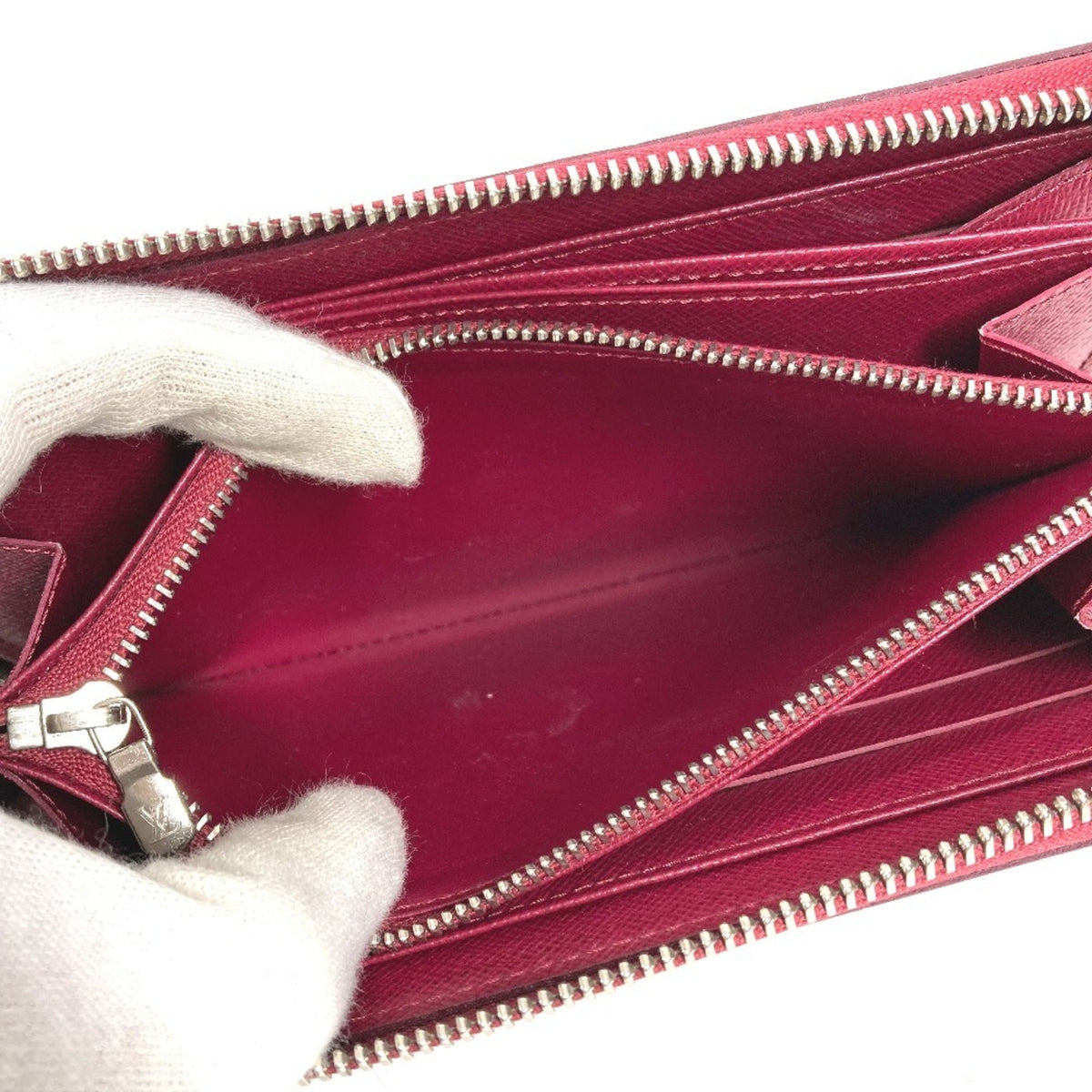 Louis Vuitton Fuchsia Pink Purple Epi Leather Long Wallet (Bi-Fold) (Pre-Owned)