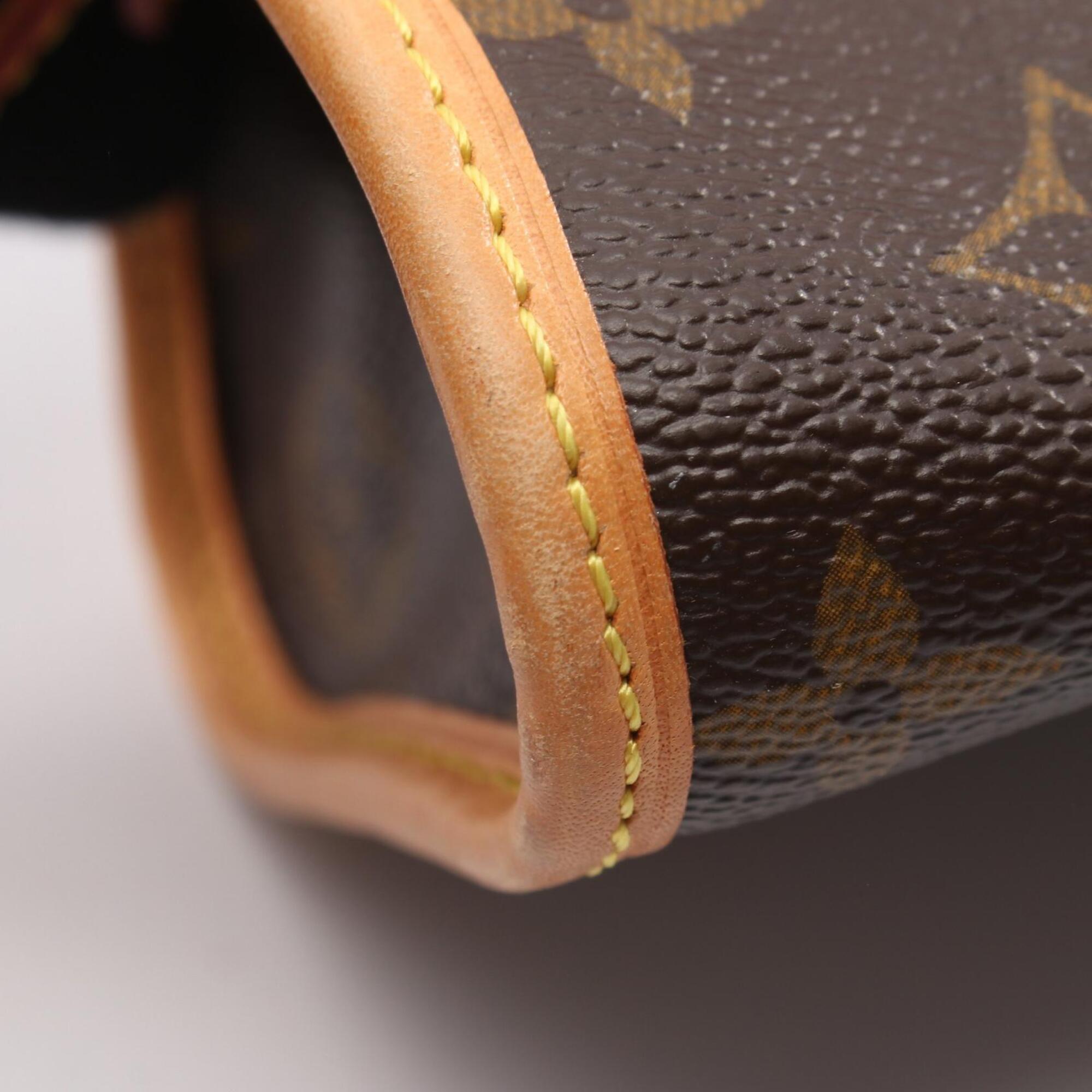 Louis Vuitton Brown Coated Canvas Leather Handbag Shoulder Bag (Pre-Owned)