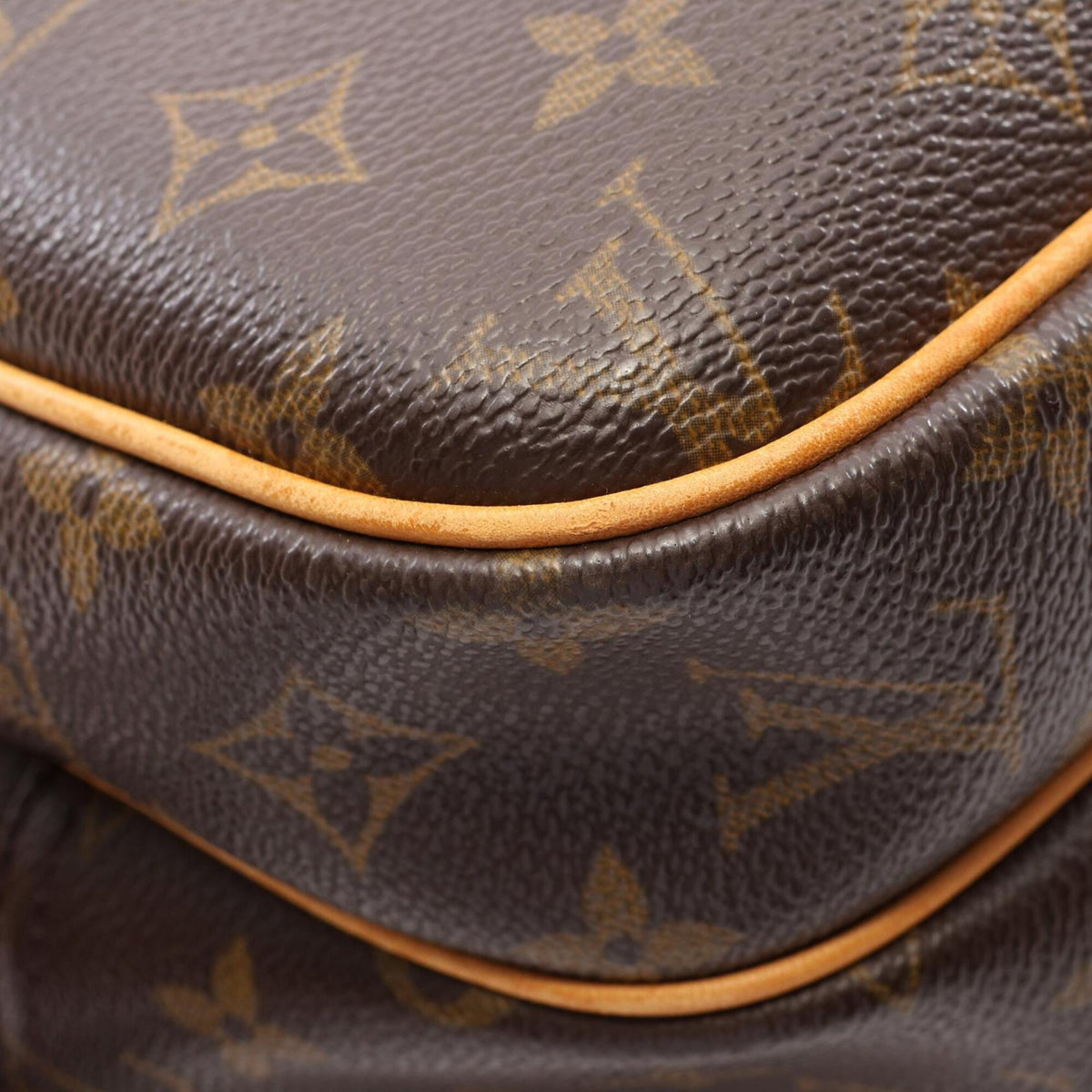 Louis Vuitton Brown Coated Canvas Monogram Leather Handbag Shoulder Bag (Pre-Owned)