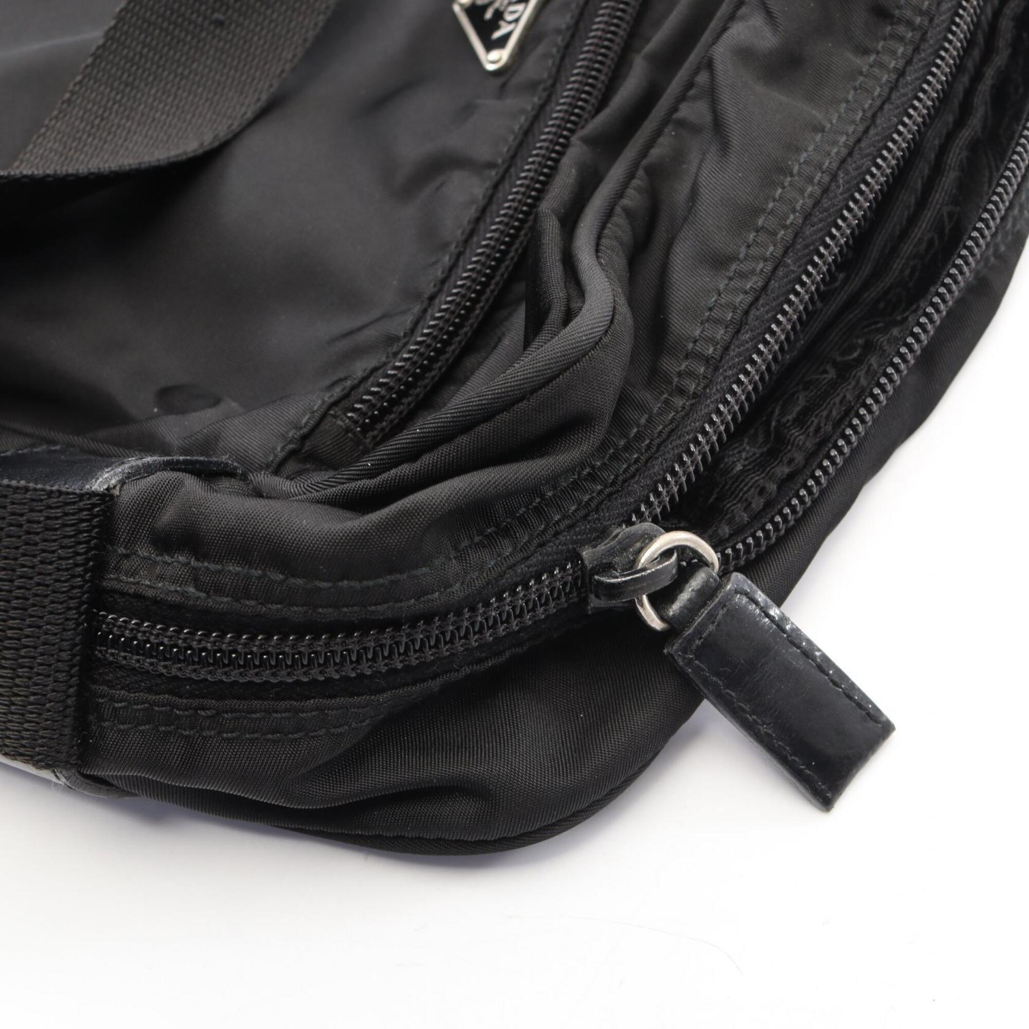 Prada Black Nylon Leather Handbag Shoulder Bag (Pre-Owned)