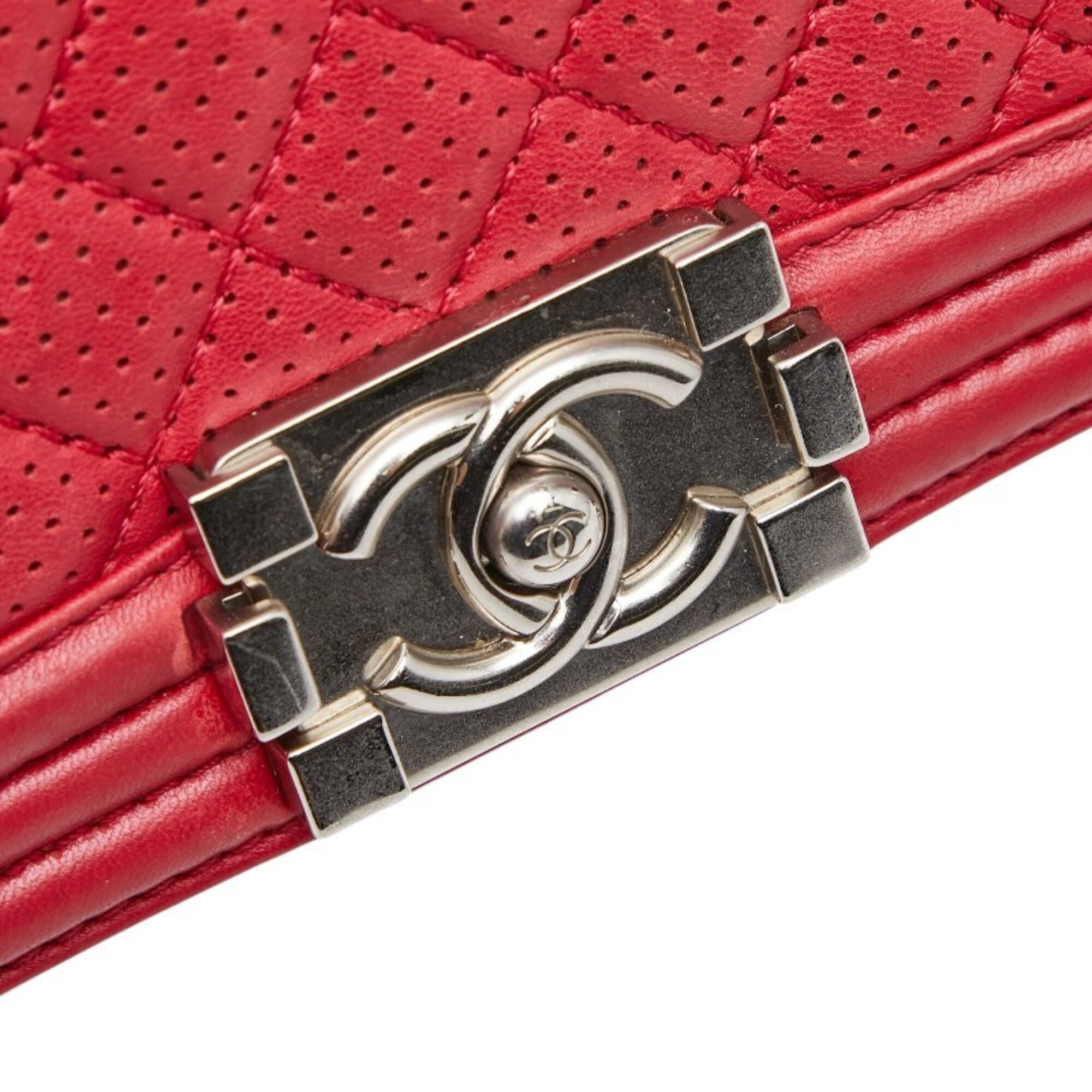 Chanel Matelasse Red Color Leather Shoulder Bag (Pre-Owned)