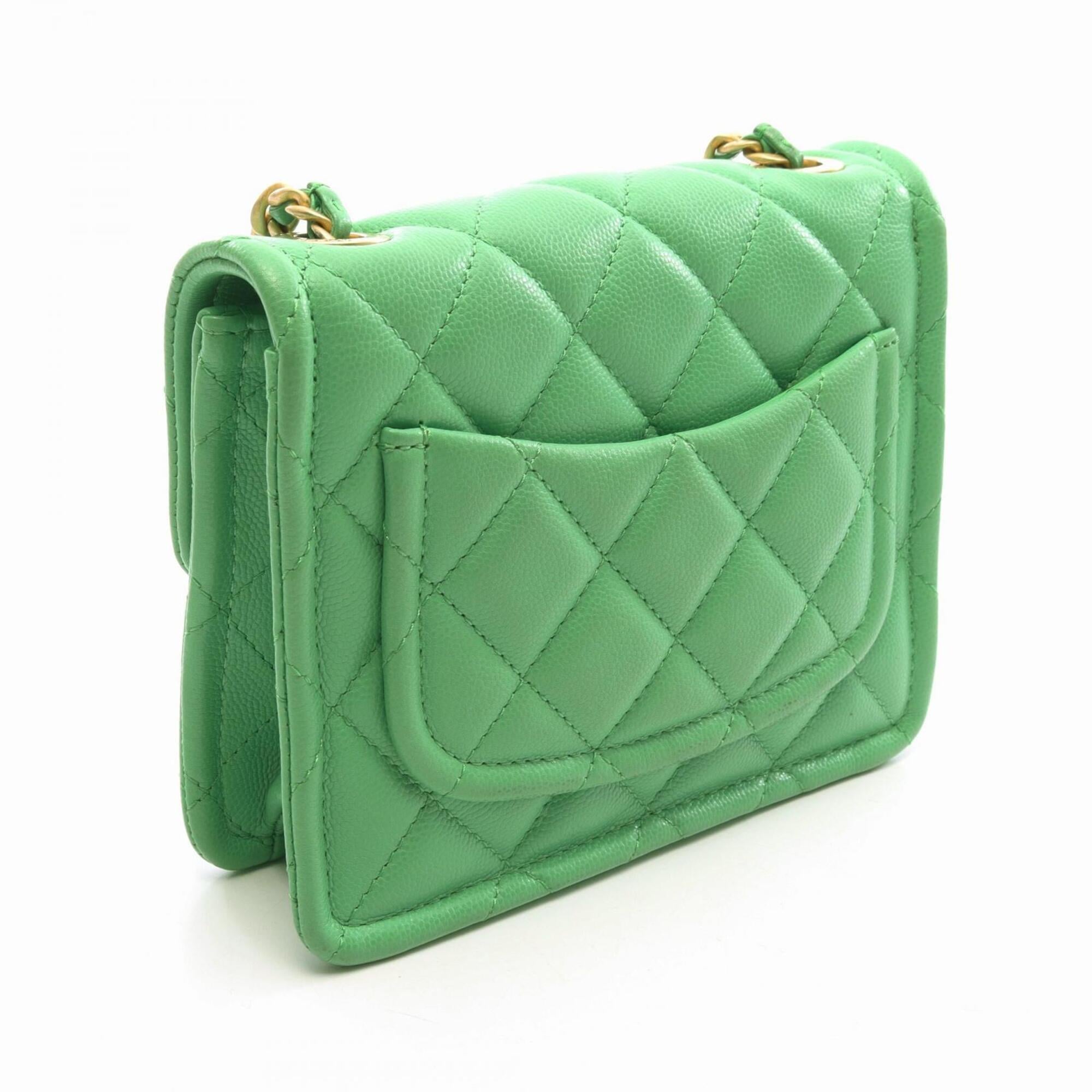 Chanel Green Grained Calfskin Handbag Shoulder Bag (Pre-Owned)
