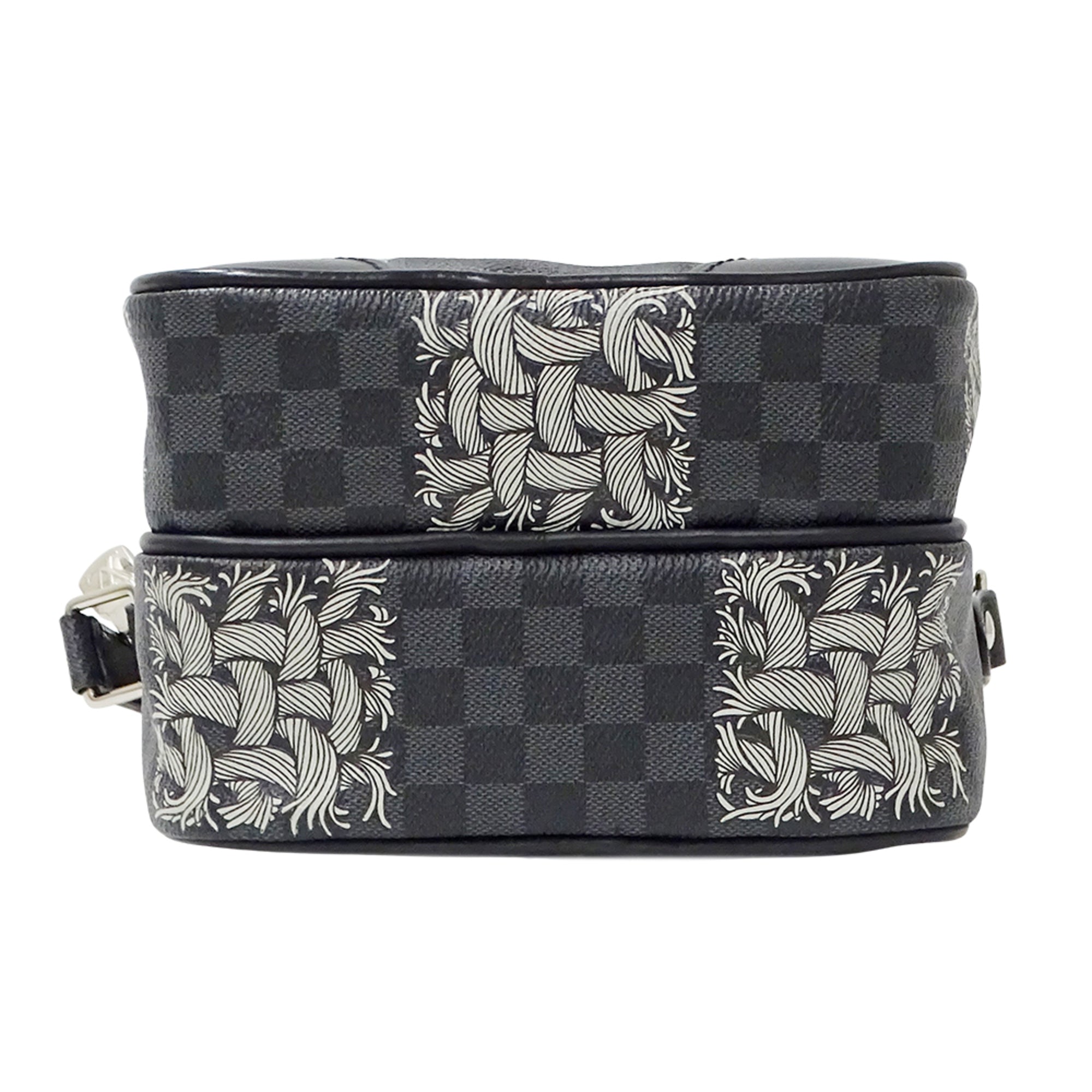 Louis Vuitton Black Damier Graphite Damier Graphite Canvas Handbag Shoulder Bag (Pre-Owned)
