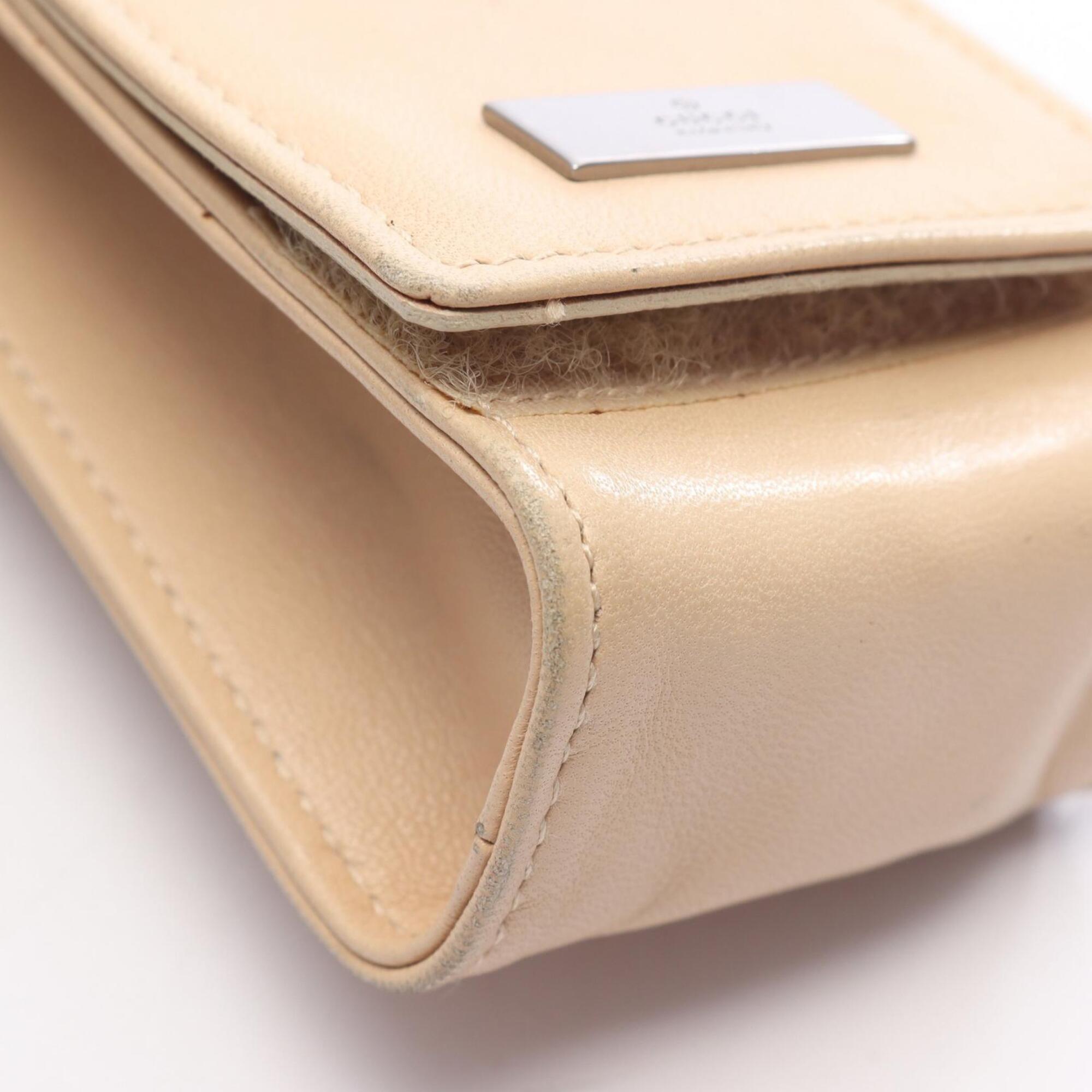 Gucci Beige Leather Handbag Shoulder Bag (Pre-Owned)