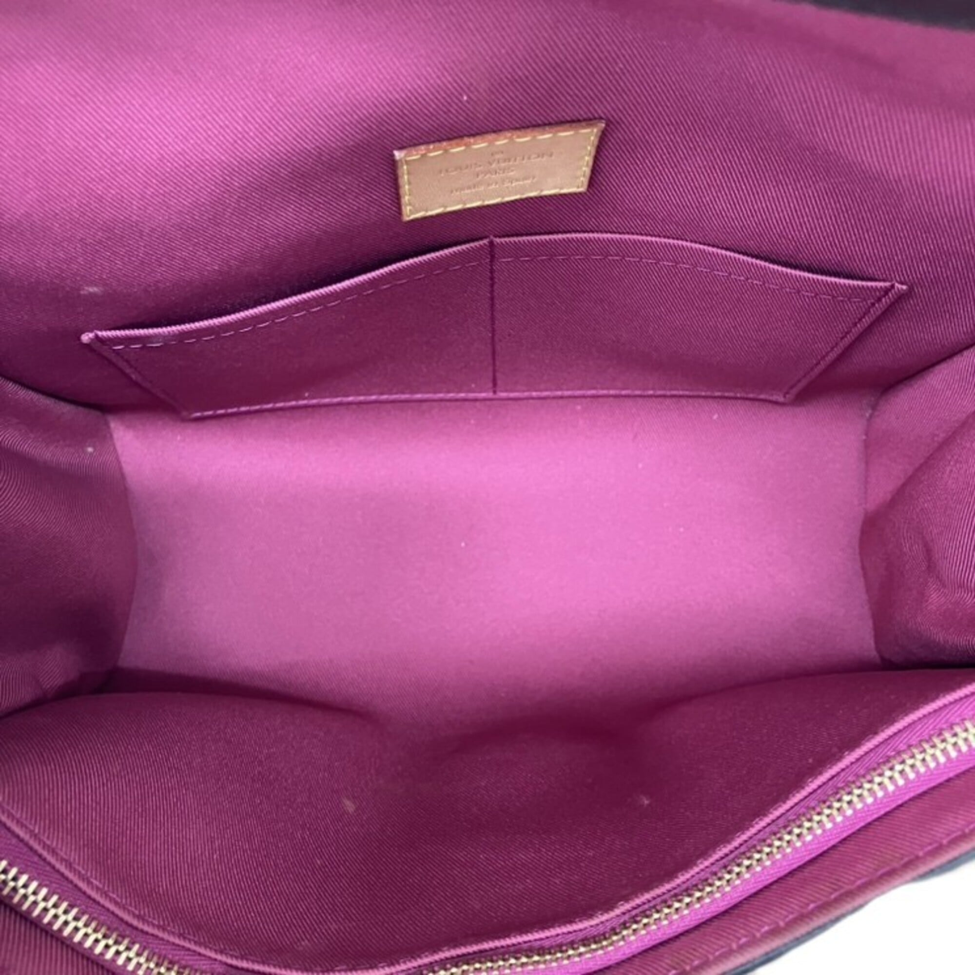 Louis Vuitton Monogram Leather Shoulder Bag (Pre-Owned)