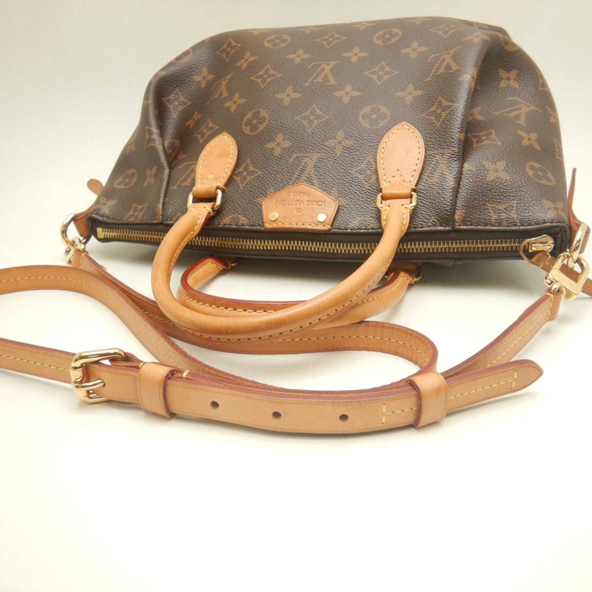Louis Vuitton Brown Monogram Monogram Canvas Handbag (Pre-Owned)