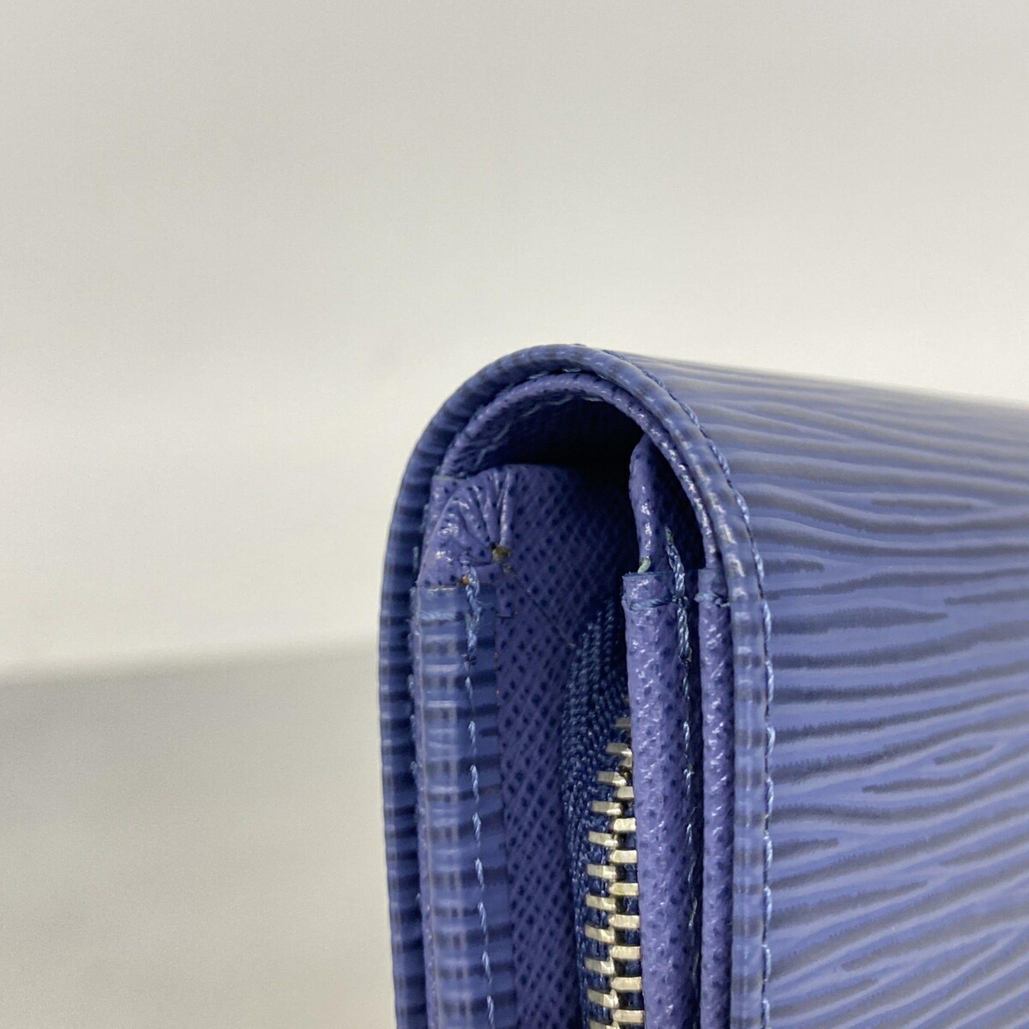 Louis Vuitton Myrtille Wallet (Bi-Fold) (Pre-Owned)