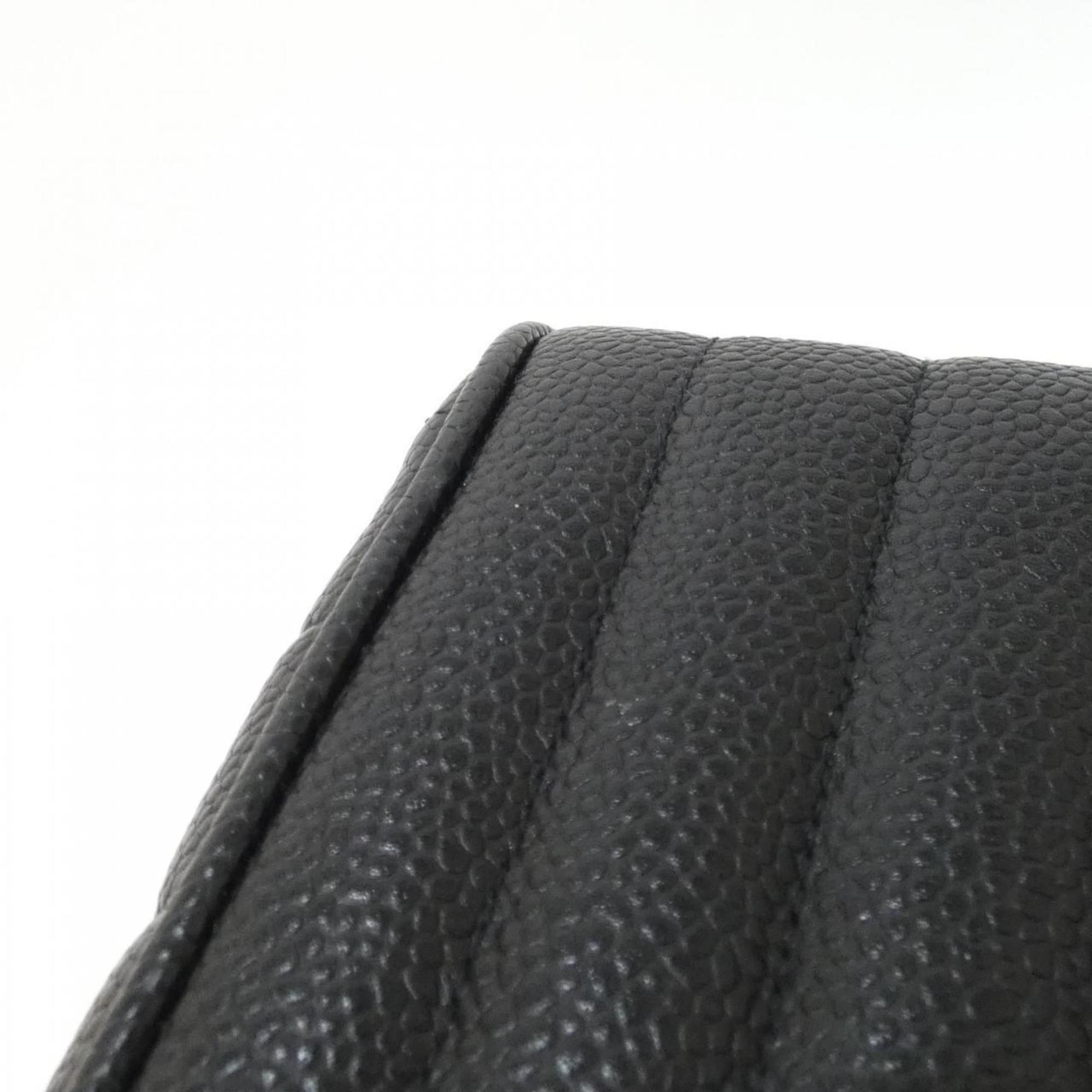 Chanel Black Grained Calfskin Shoulder Bag (Pre-Owned)