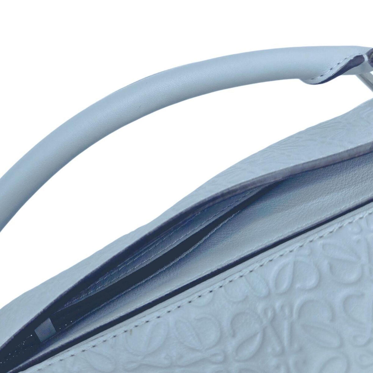 Loewe Puzzle Green Leather Shoulder Bag (Pre-Owned)