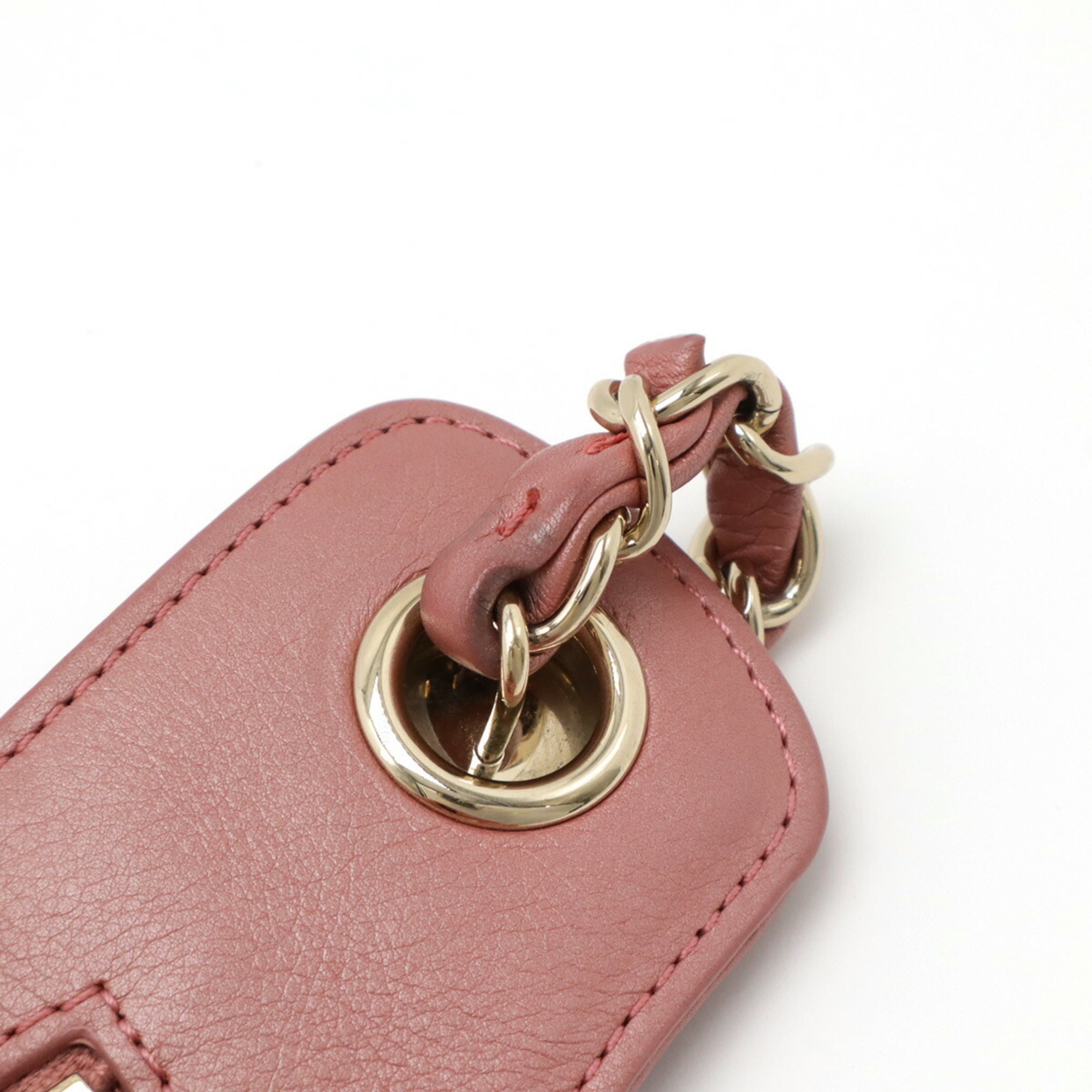Chanel Matelasse Pink Leather Pouch Sling Bag (Pre-Owned)