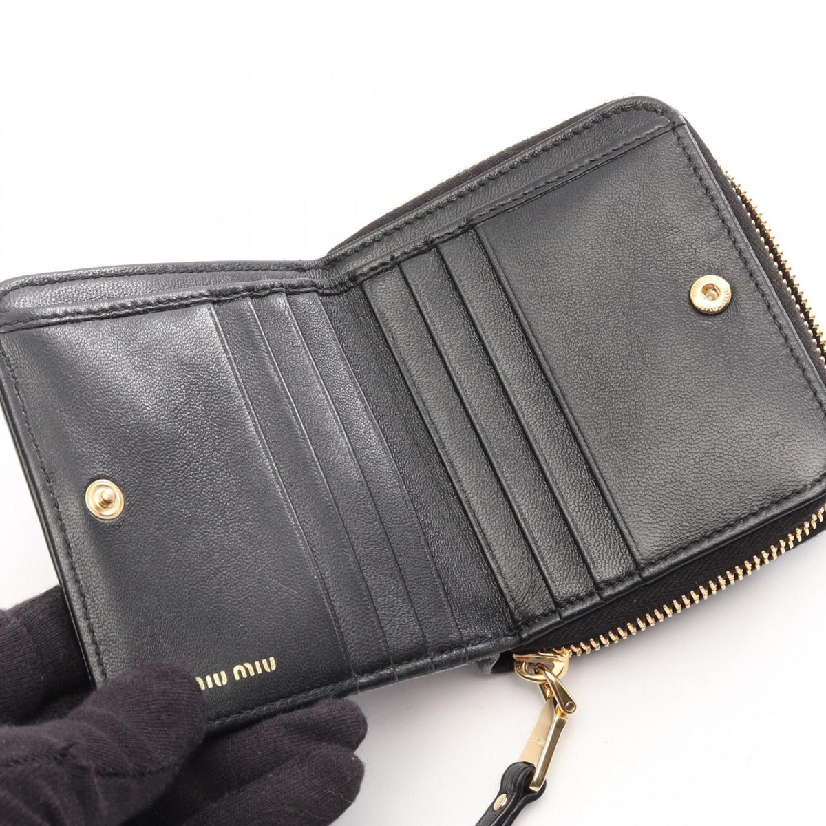 Miu Miu Matelasse Black Leather Wallet (Bi-Fold) (Pre-Owned)