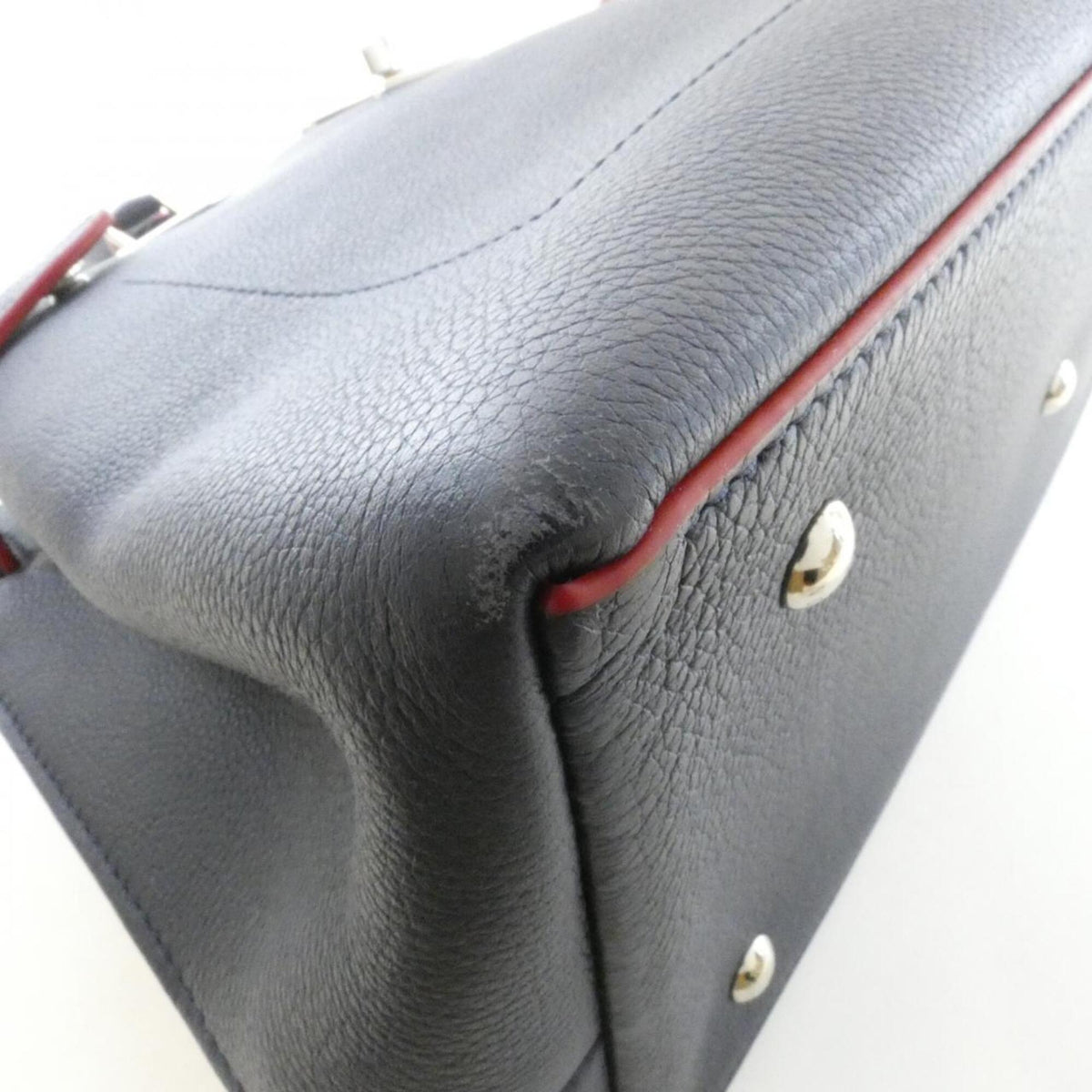 Louis Vuitton Marine Rouge Leather Handbag (Pre-Owned)