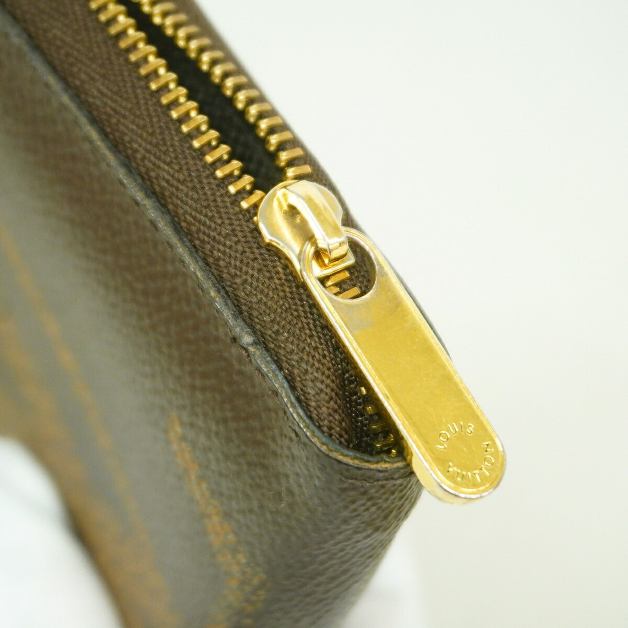 Louis Vuitton Brown Coin Purse/Coin Case (Pre-Owned)