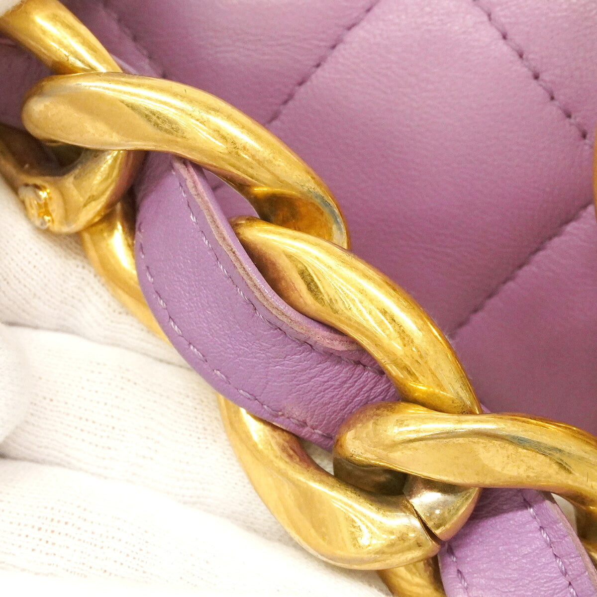 Chanel Purple Leather Shoulder Bag (Pre-Owned)